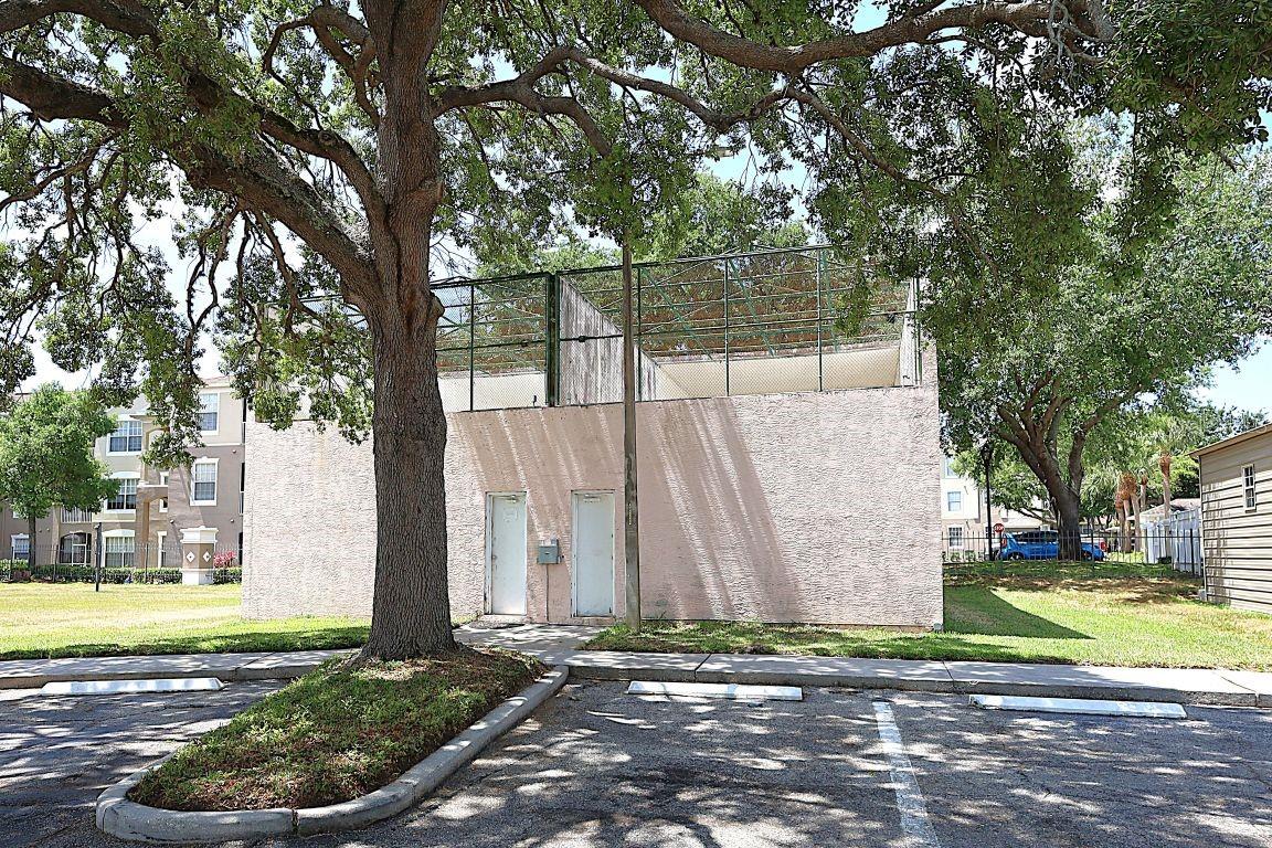 Image 44 of 53 For 1054 Lotus Cove Court 636