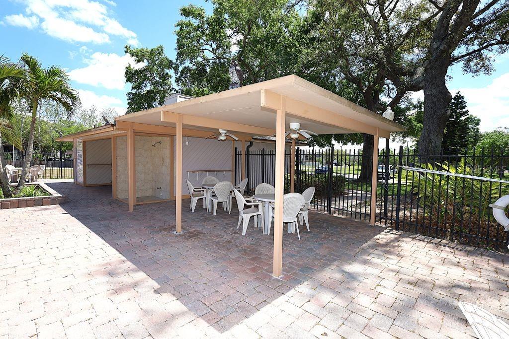 Image 47 of 53 For 1054 Lotus Cove Court 636