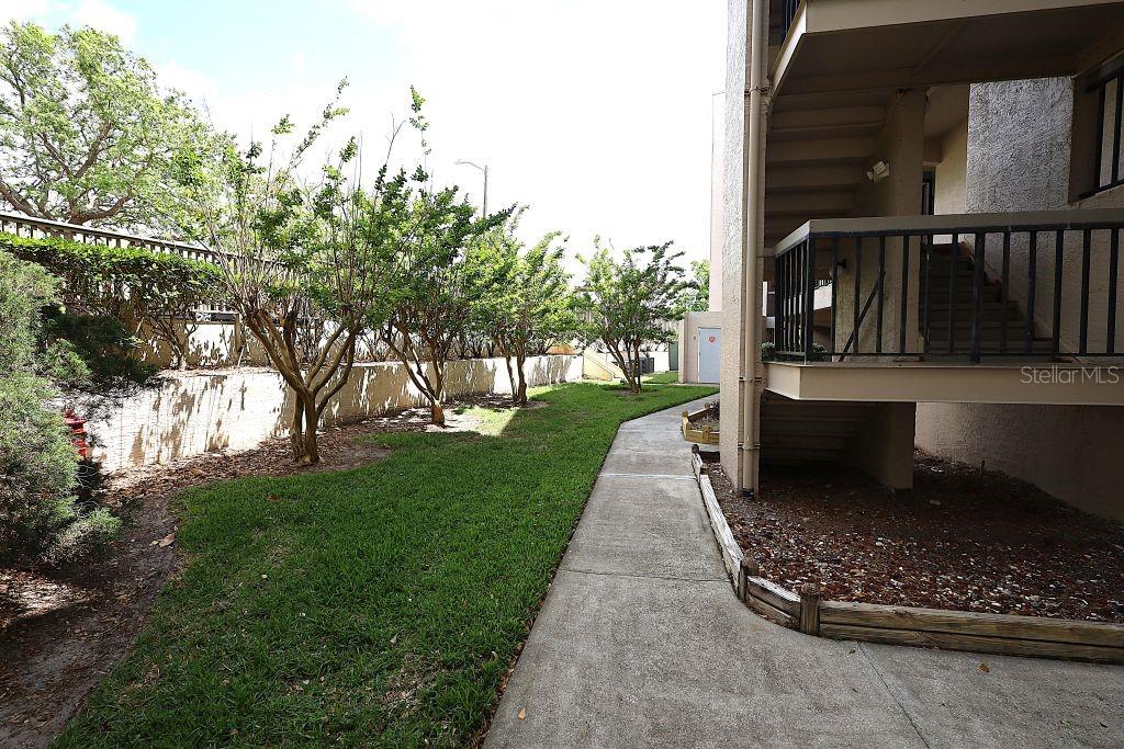 Image 9 of 53 For 1054 Lotus Cove Court 636