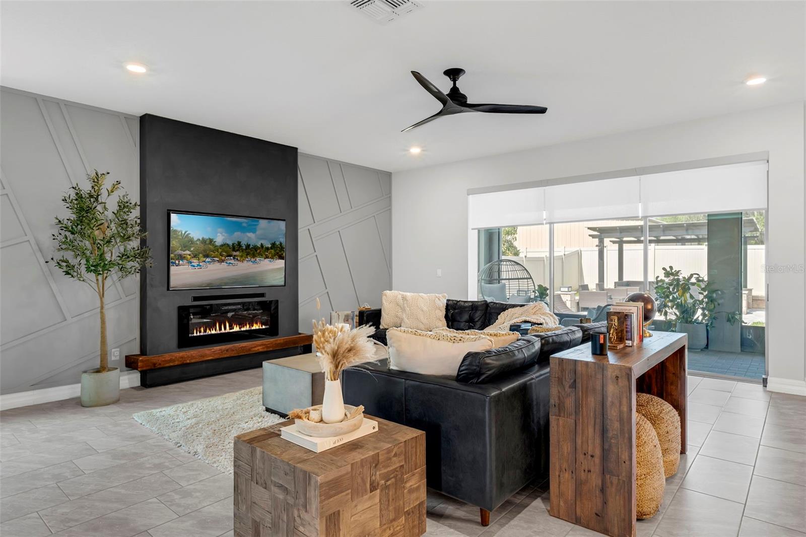 Image 5 of 52 For 2751 Matera Drive