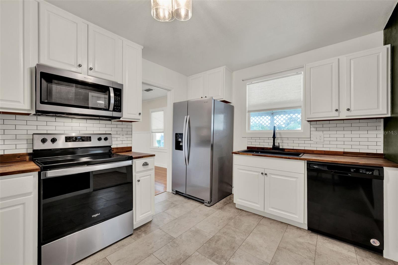 Image 11 of 34 For 508 10th Street