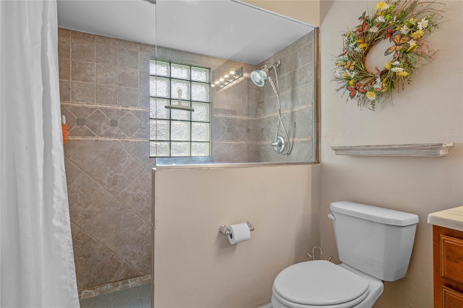 Image 20 of 48 For 2710 Alabaster Avenue