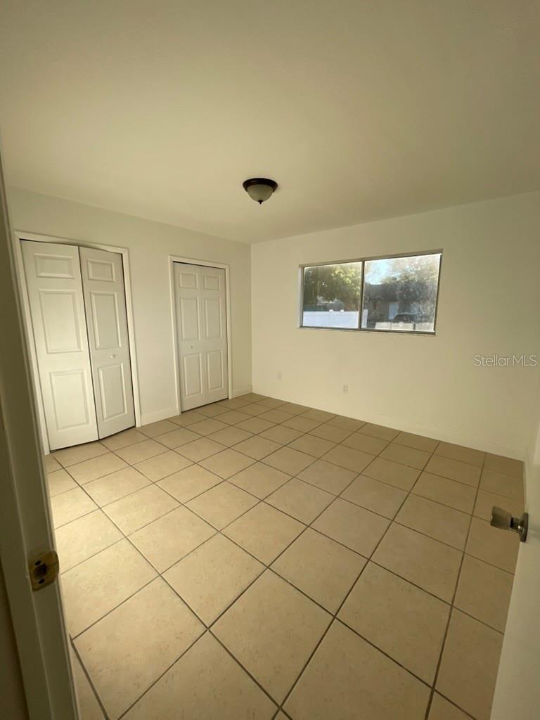 Image 3 of 11 For 516 Rosewood Lane