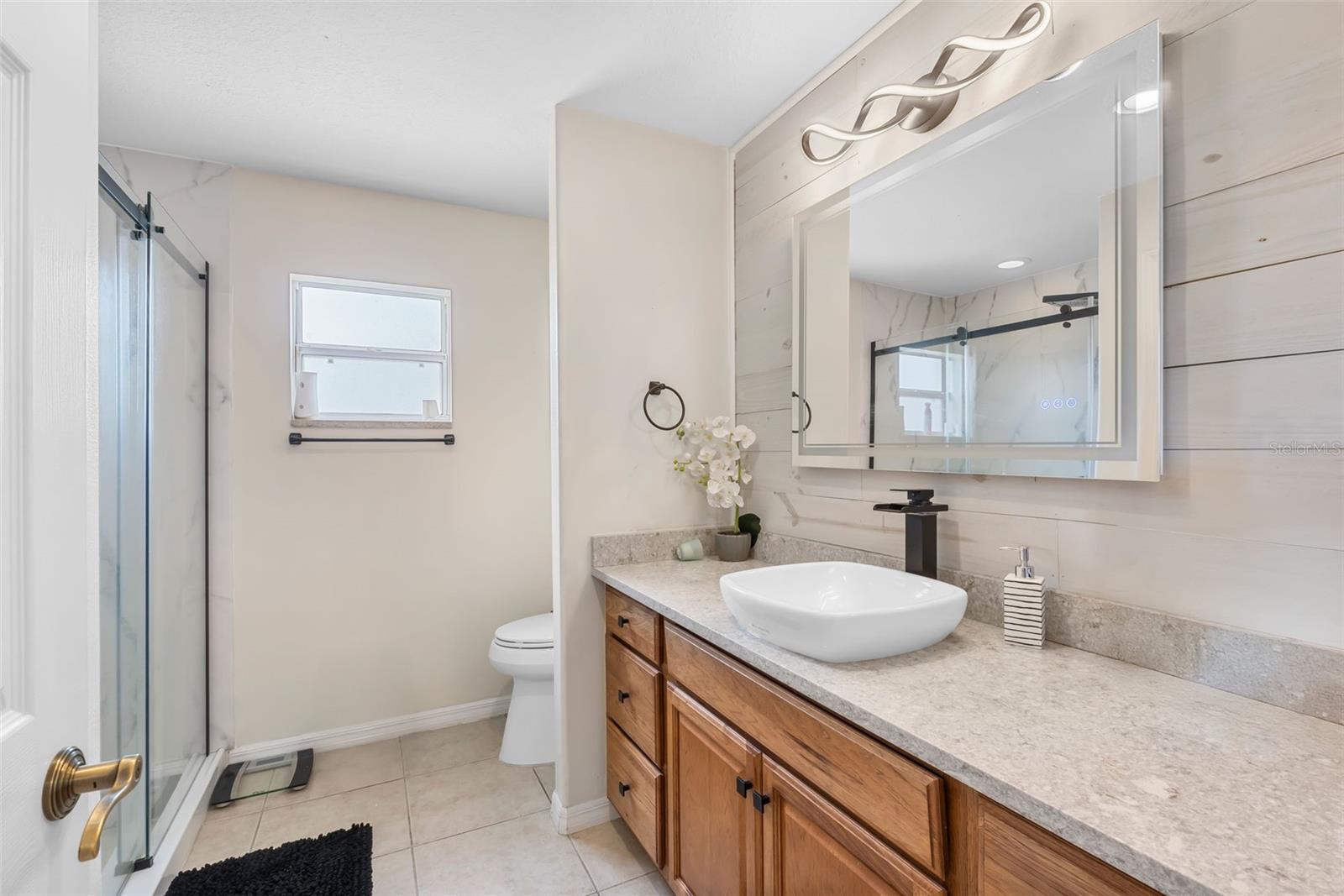 Image 15 of 48 For 5208 Oakdale Road