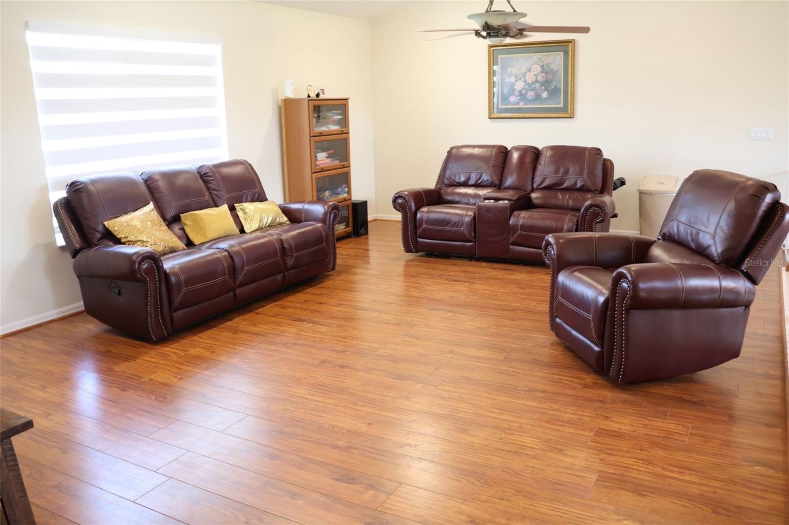 Image 3 of 48 For 5208 Oakdale Road