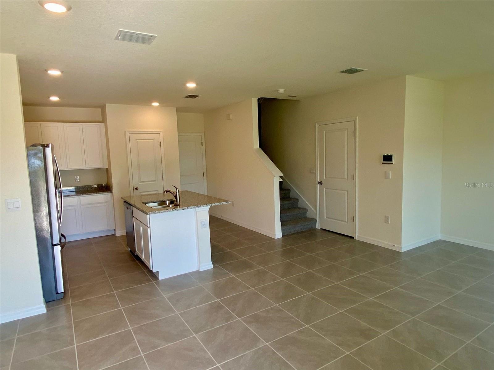 Image 2 of 8 For 392 Preston Cove Drive