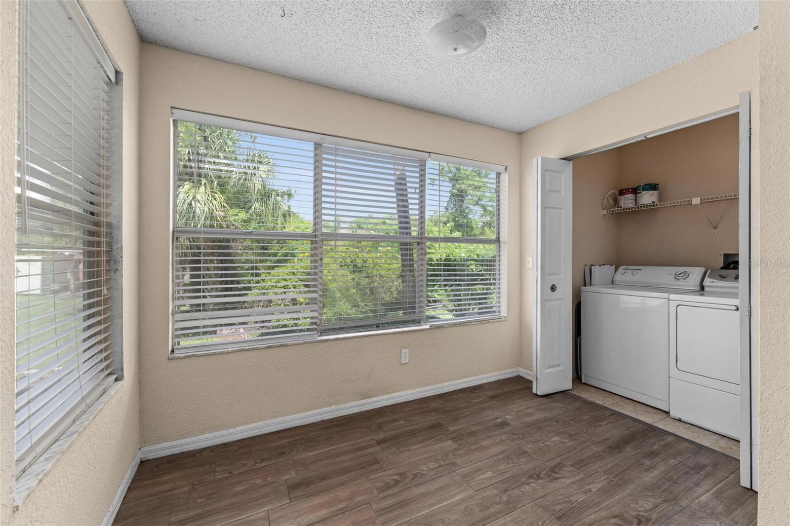 Image 10 of 23 For 5112 Conroy Rd  13