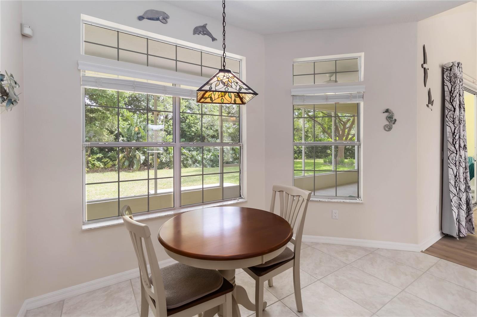 Image 14 of 37 For 1320 Antrim Circle