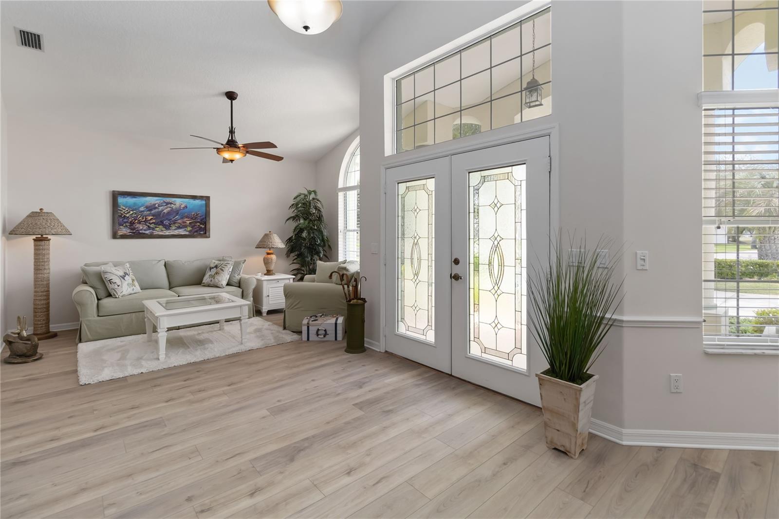 Image 6 of 37 For 1320 Antrim Circle