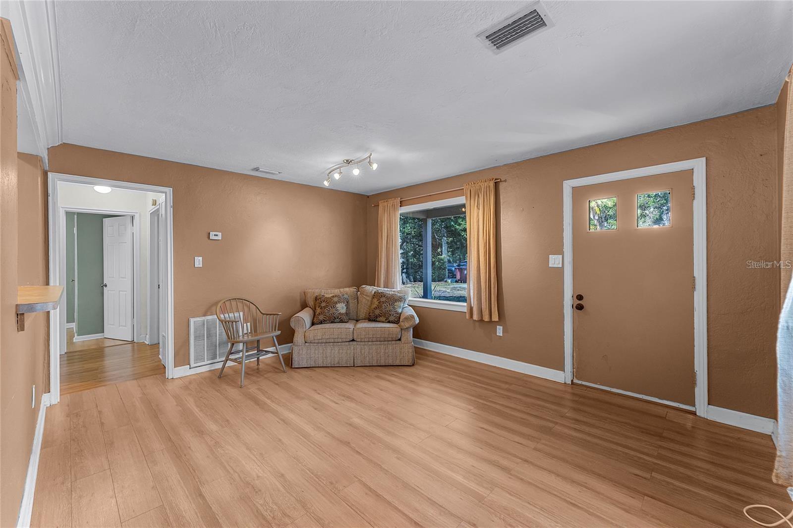 Image 15 of 24 For 3601 Midiron Drive