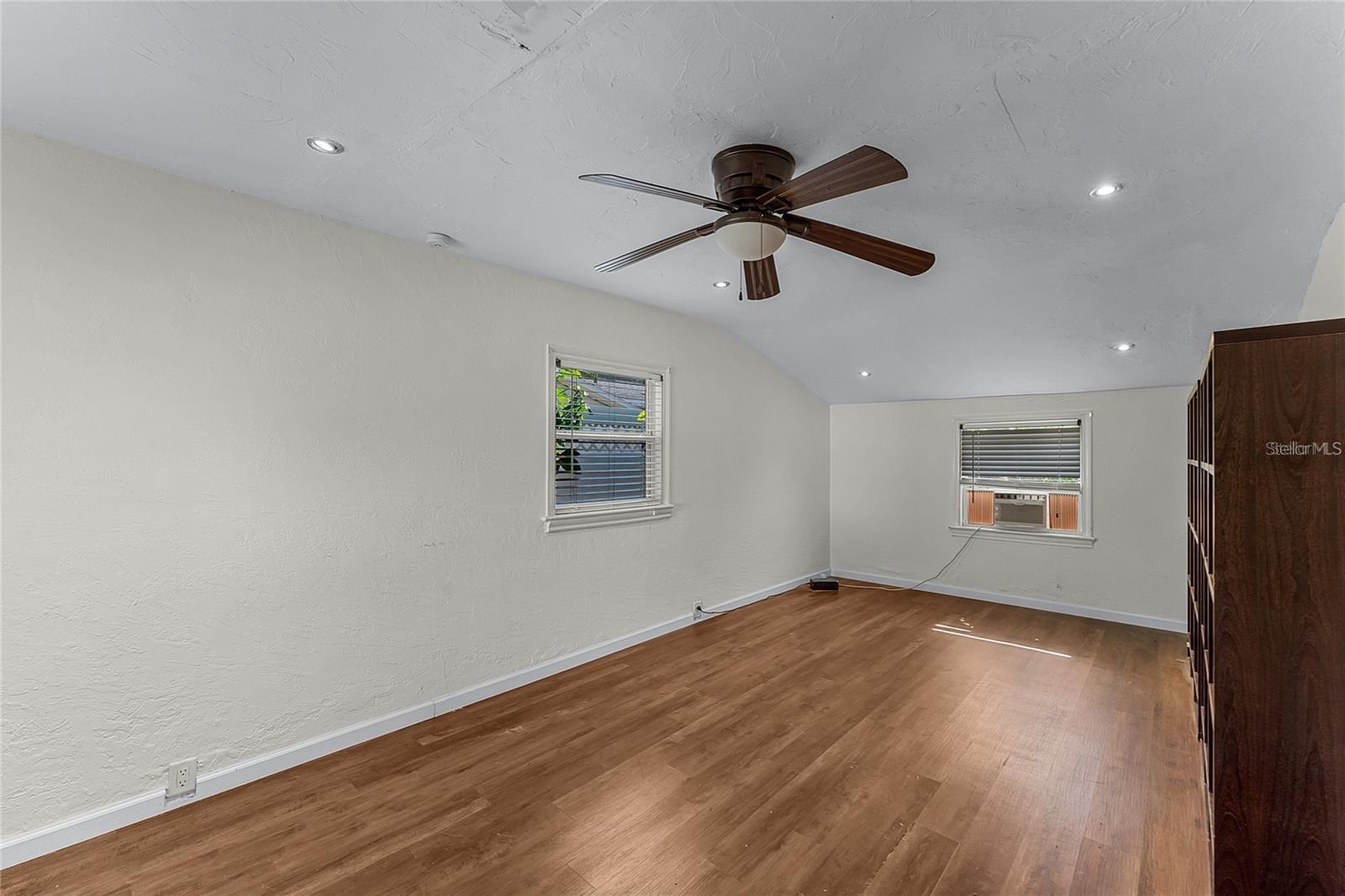 Image 19 of 24 For 3601 Midiron Drive