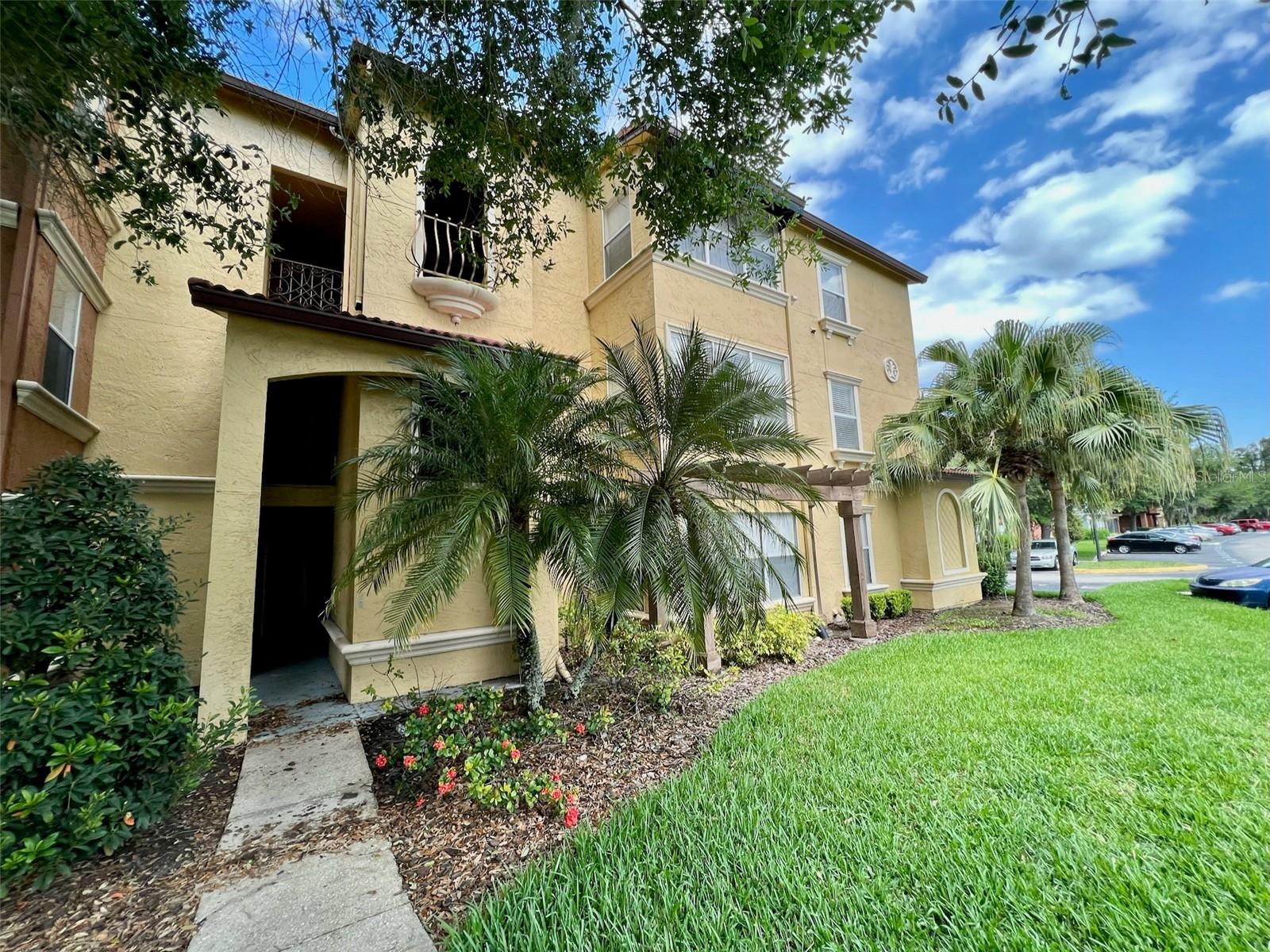 Details for 5124 Conroy Road 615, ORLANDO, FL 32811
