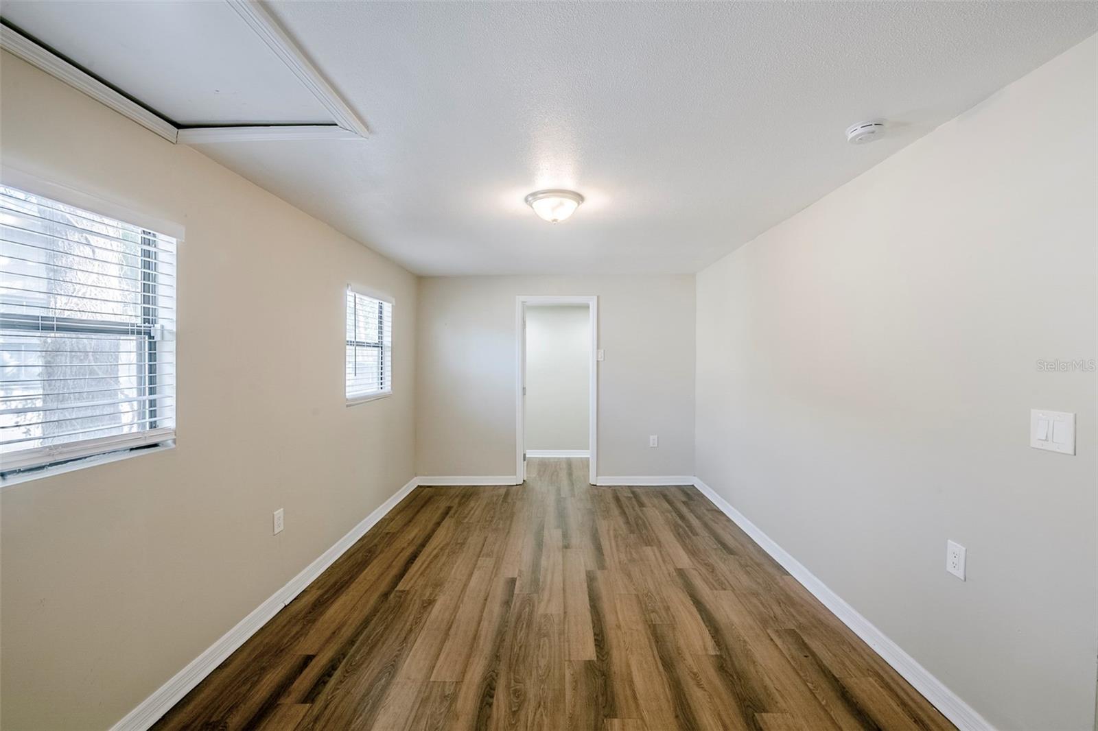 Image 16 of 37 For 4124 Caywood Circle