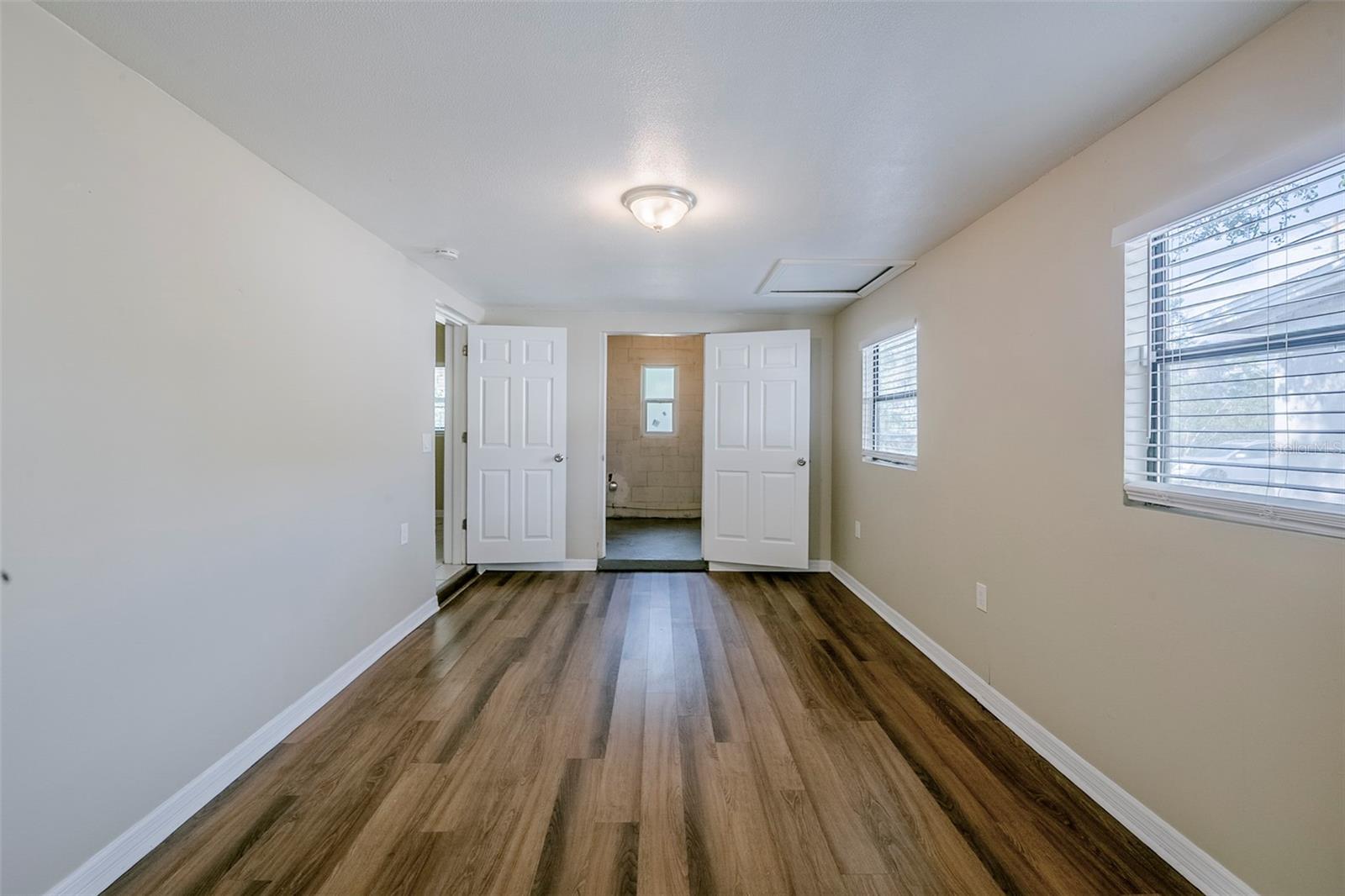 Image 17 of 37 For 4124 Caywood Circle