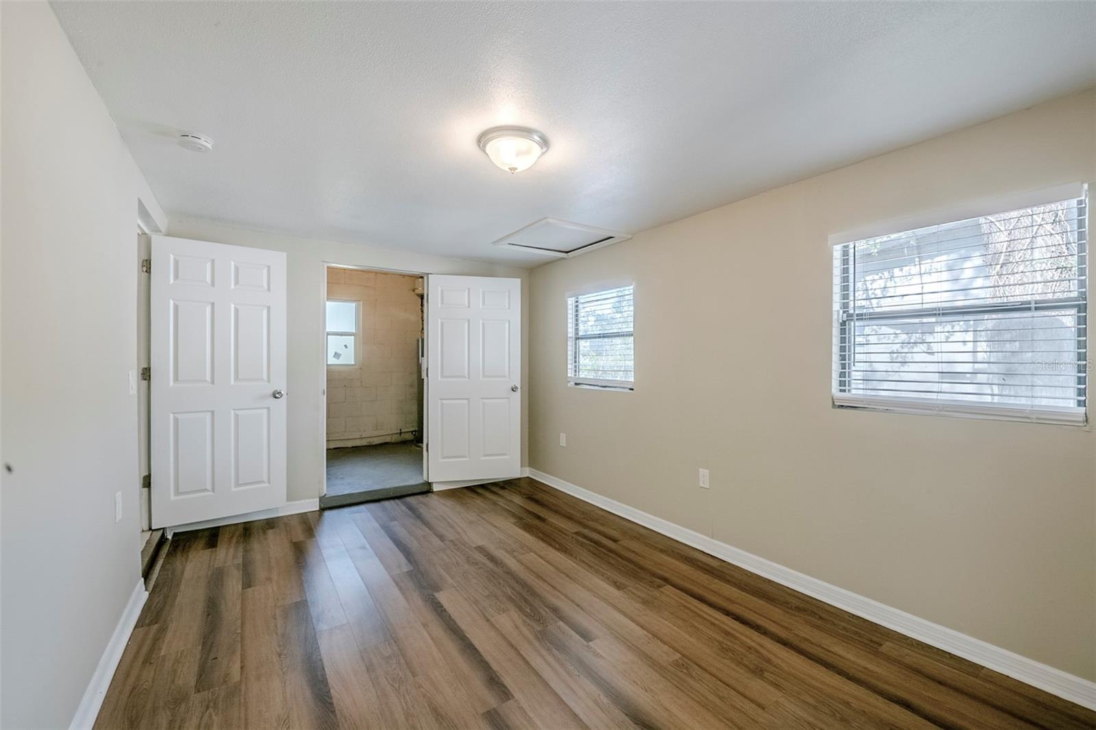 Image 18 of 37 For 4124 Caywood Circle