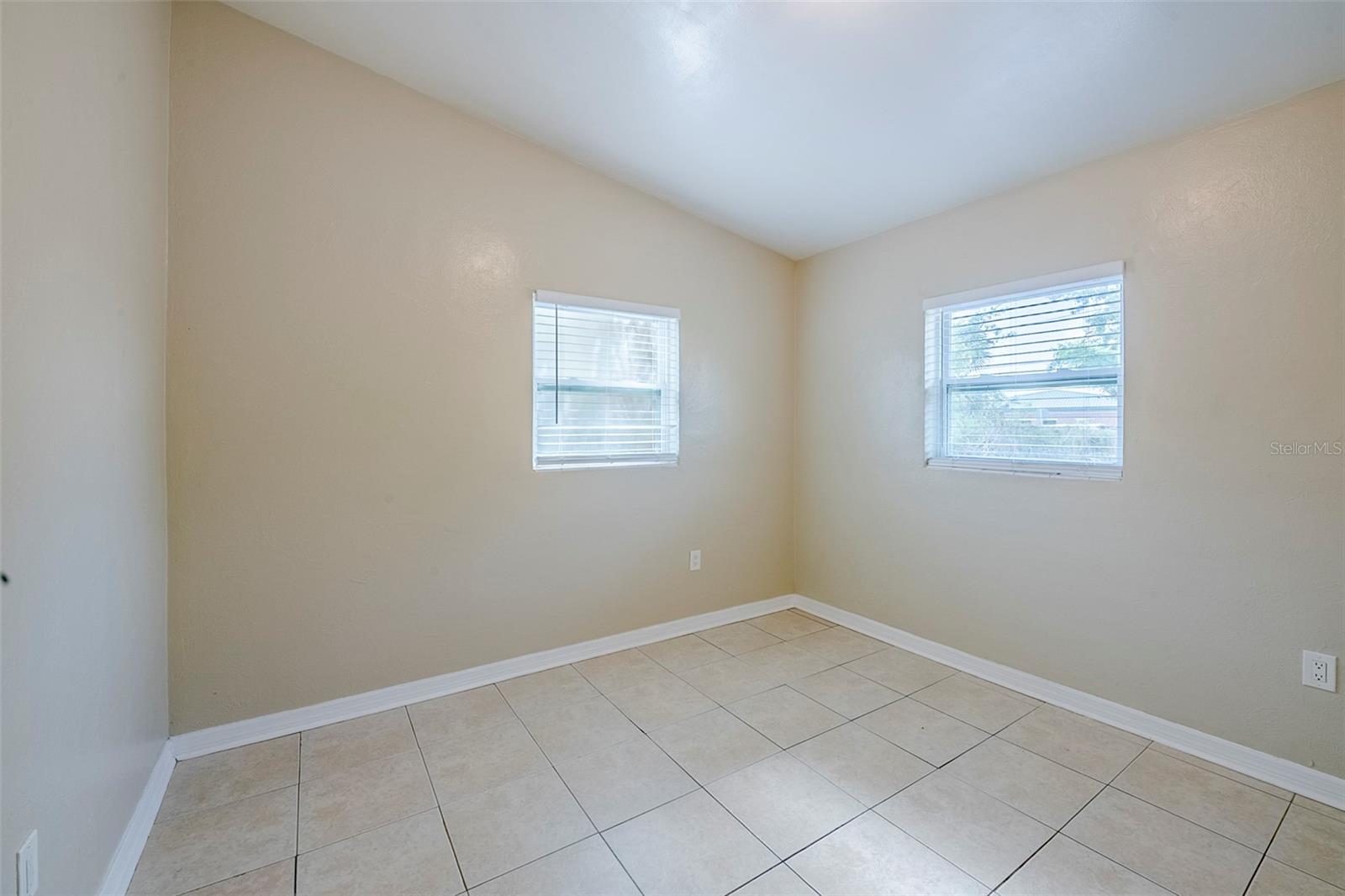 Image 24 of 37 For 4124 Caywood Circle