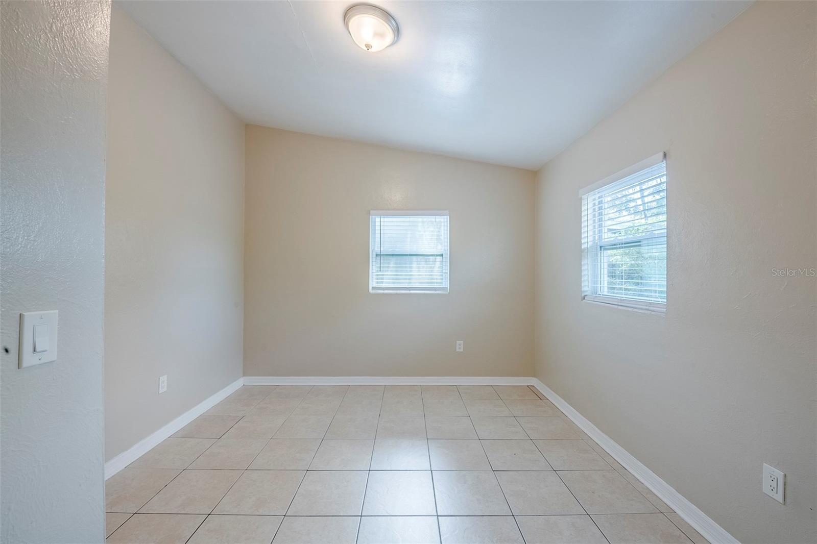 Image 26 of 37 For 4124 Caywood Circle