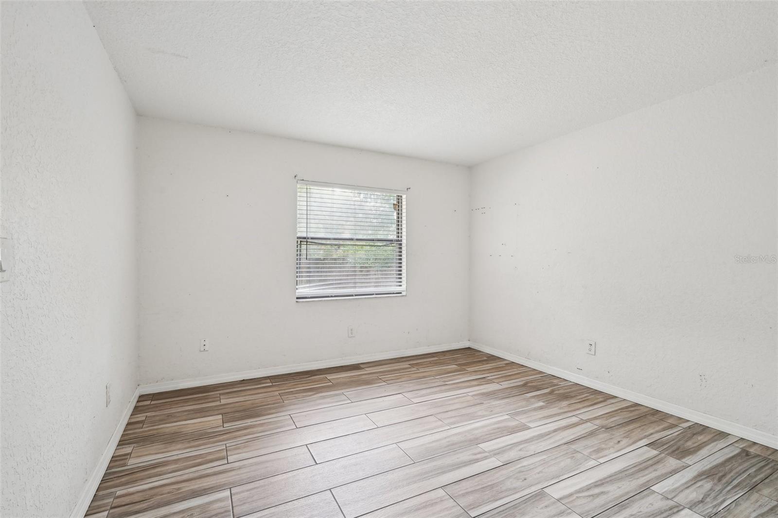 Image 11 of 18 For 6101 Foss Road