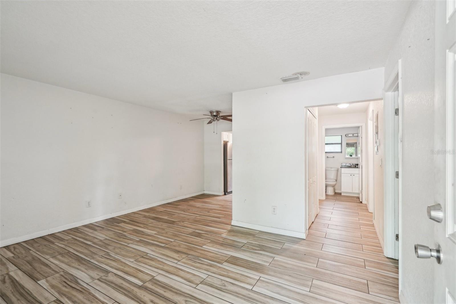 Image 4 of 18 For 6101 Foss Road