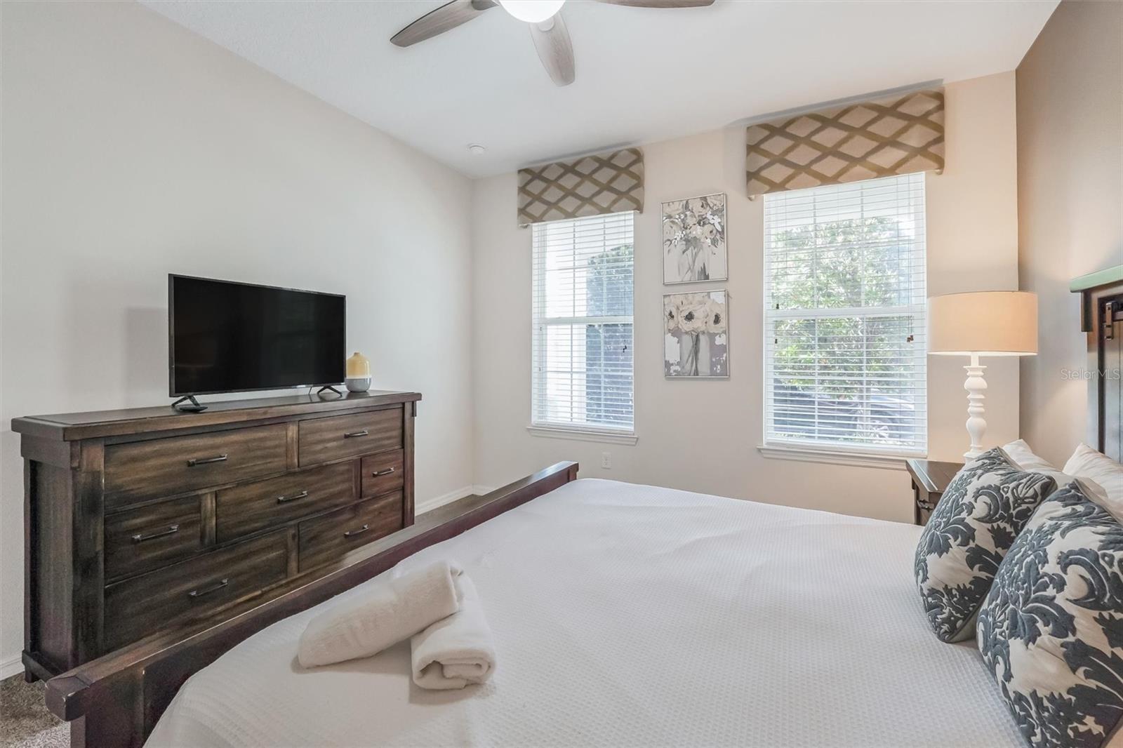 Image 5 of 43 For 9007 Pelican Cove Trace