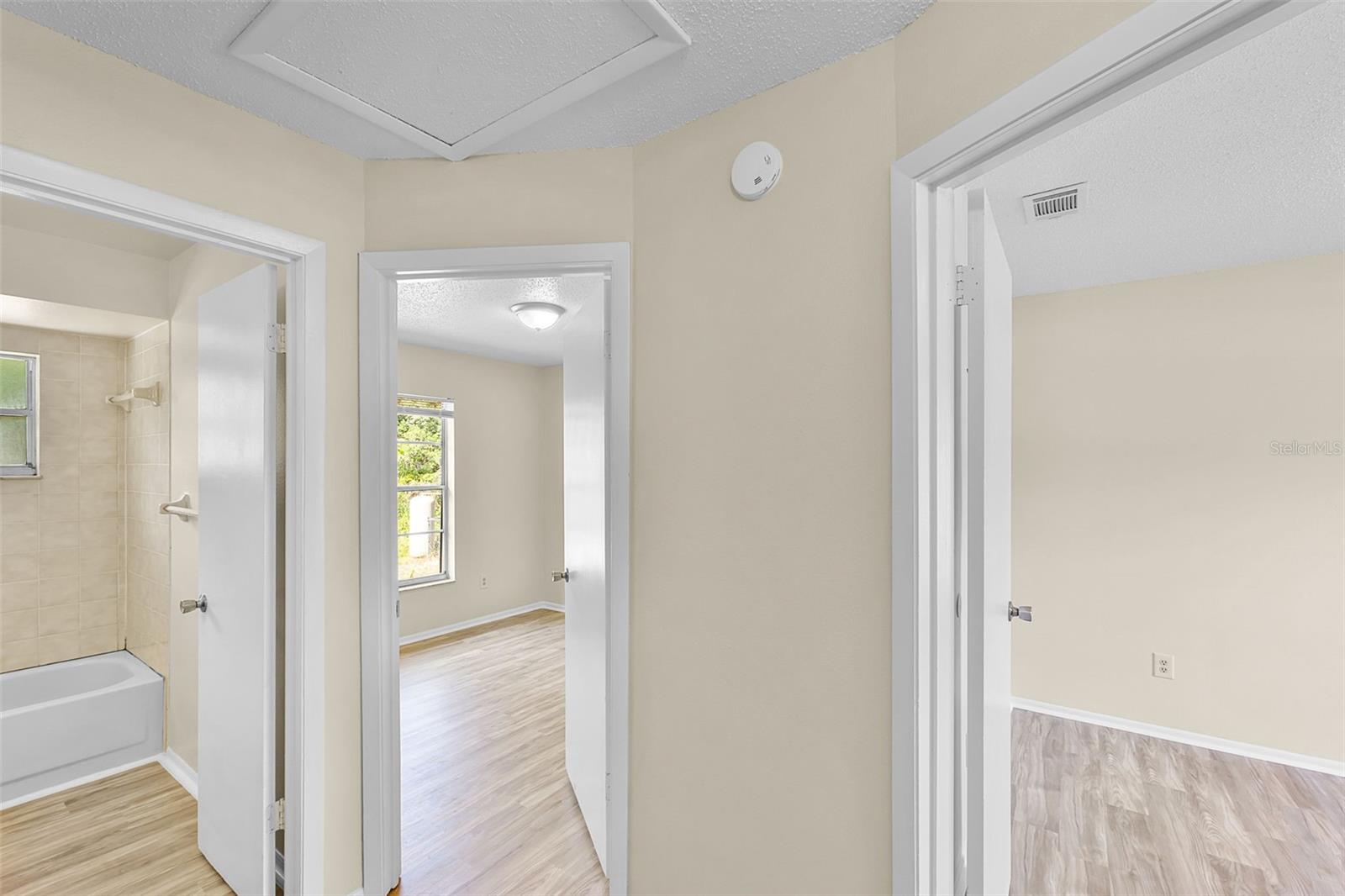 Image 12 of 23 For 288 Howard Boulevard