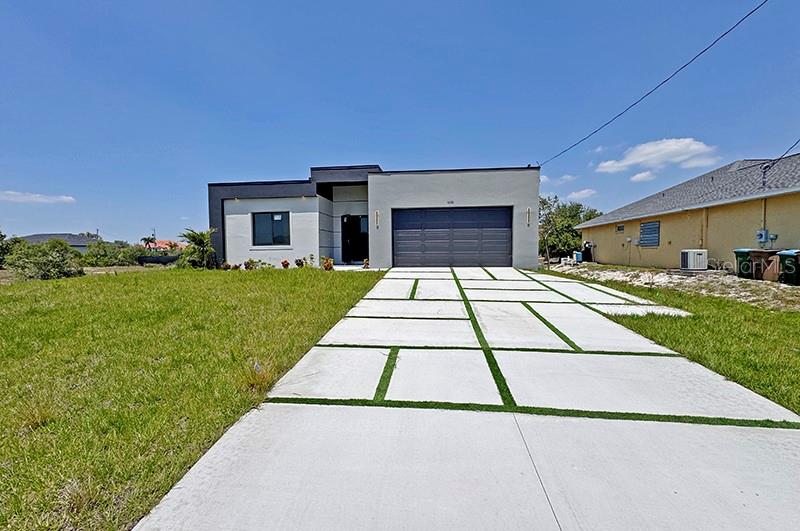 Image 6 of 31 For 4233 Jacaranda Parkway W