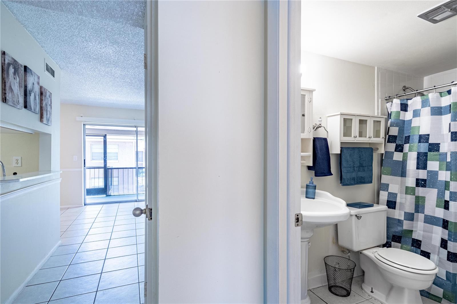 Image 11 of 27 For 1156 Calle Del Norte  C
