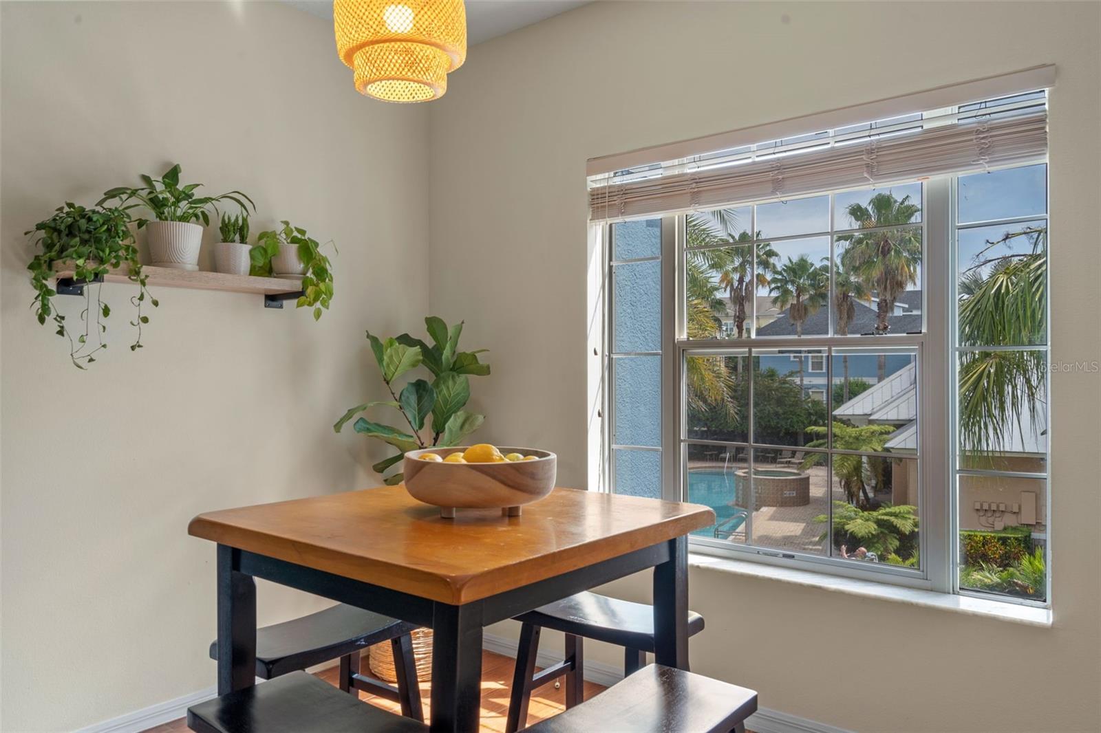Image 17 of 44 For 316 Solaris Wharf Street