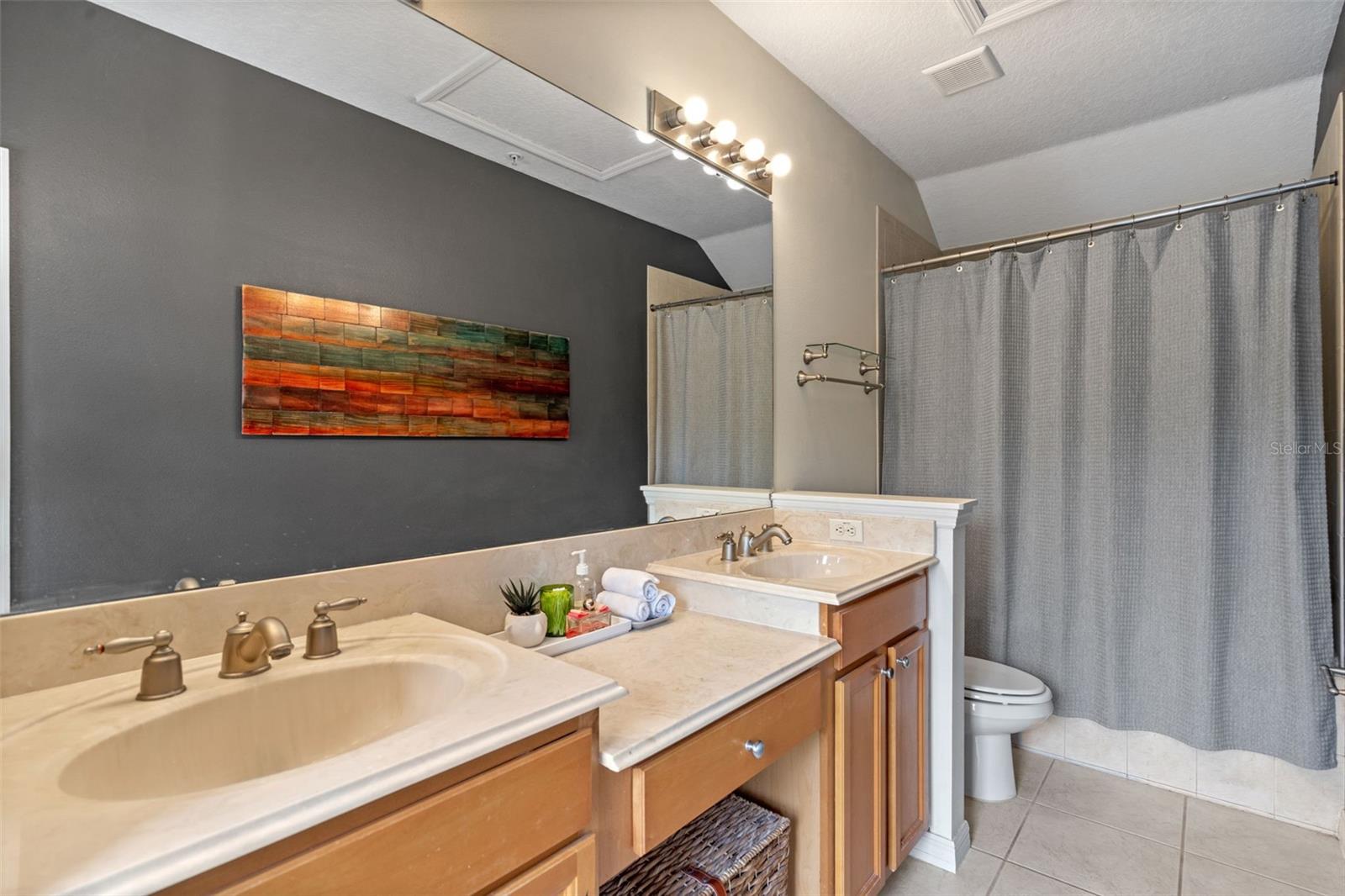 Image 36 of 44 For 316 Solaris Wharf Street