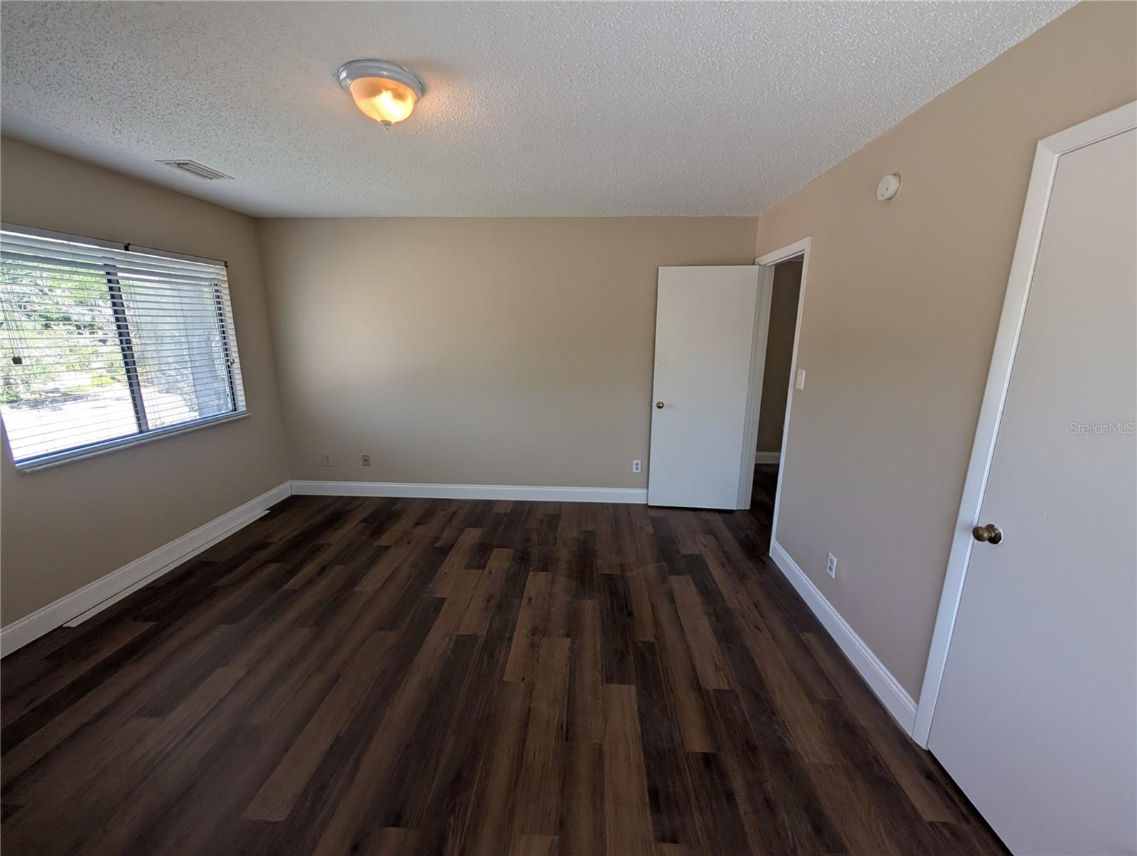 Image 17 of 25 For 13401 Arbor Pointe Circle 201