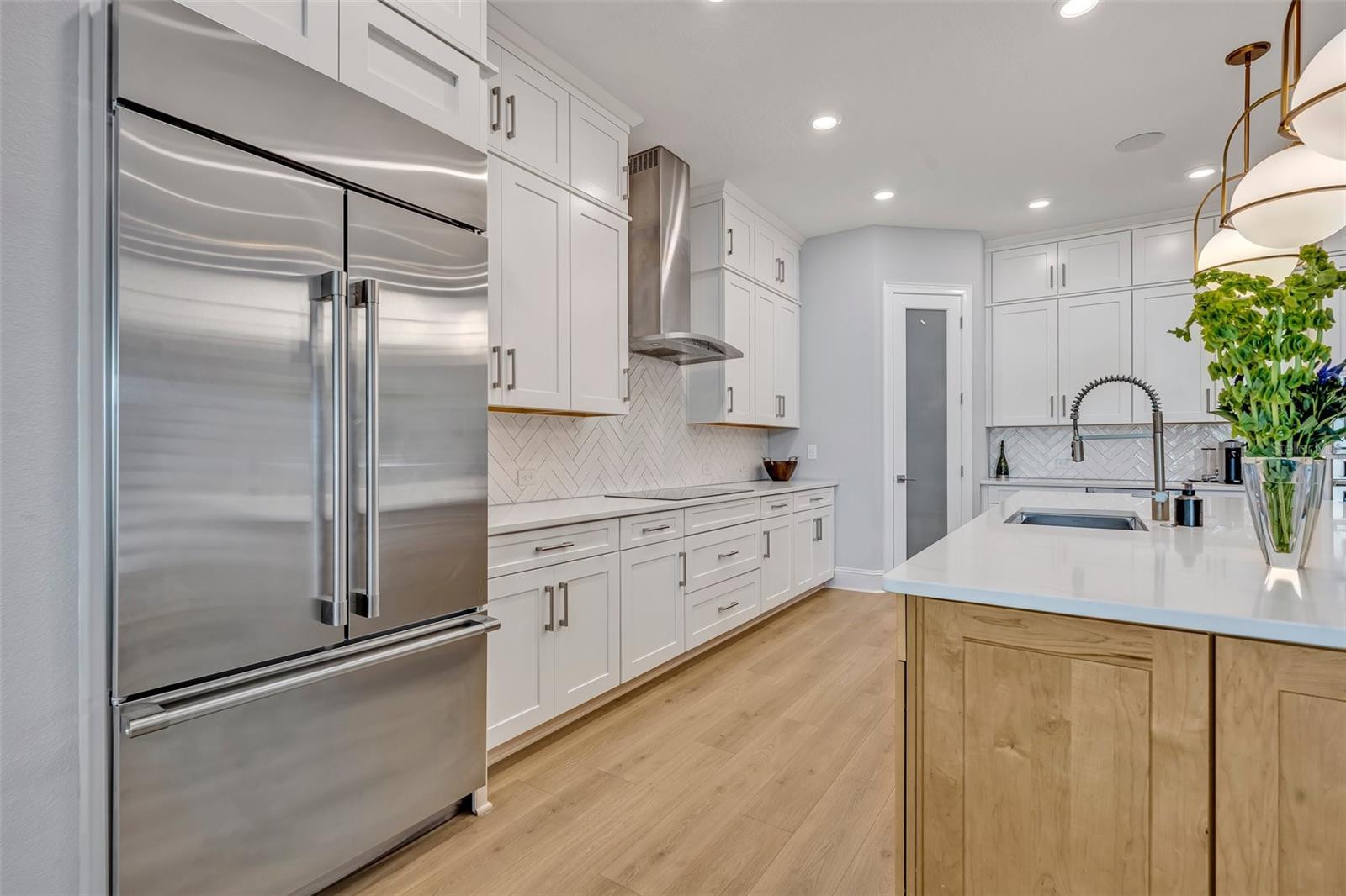 Image 11 of 68 For 14559 Walcott Avenue