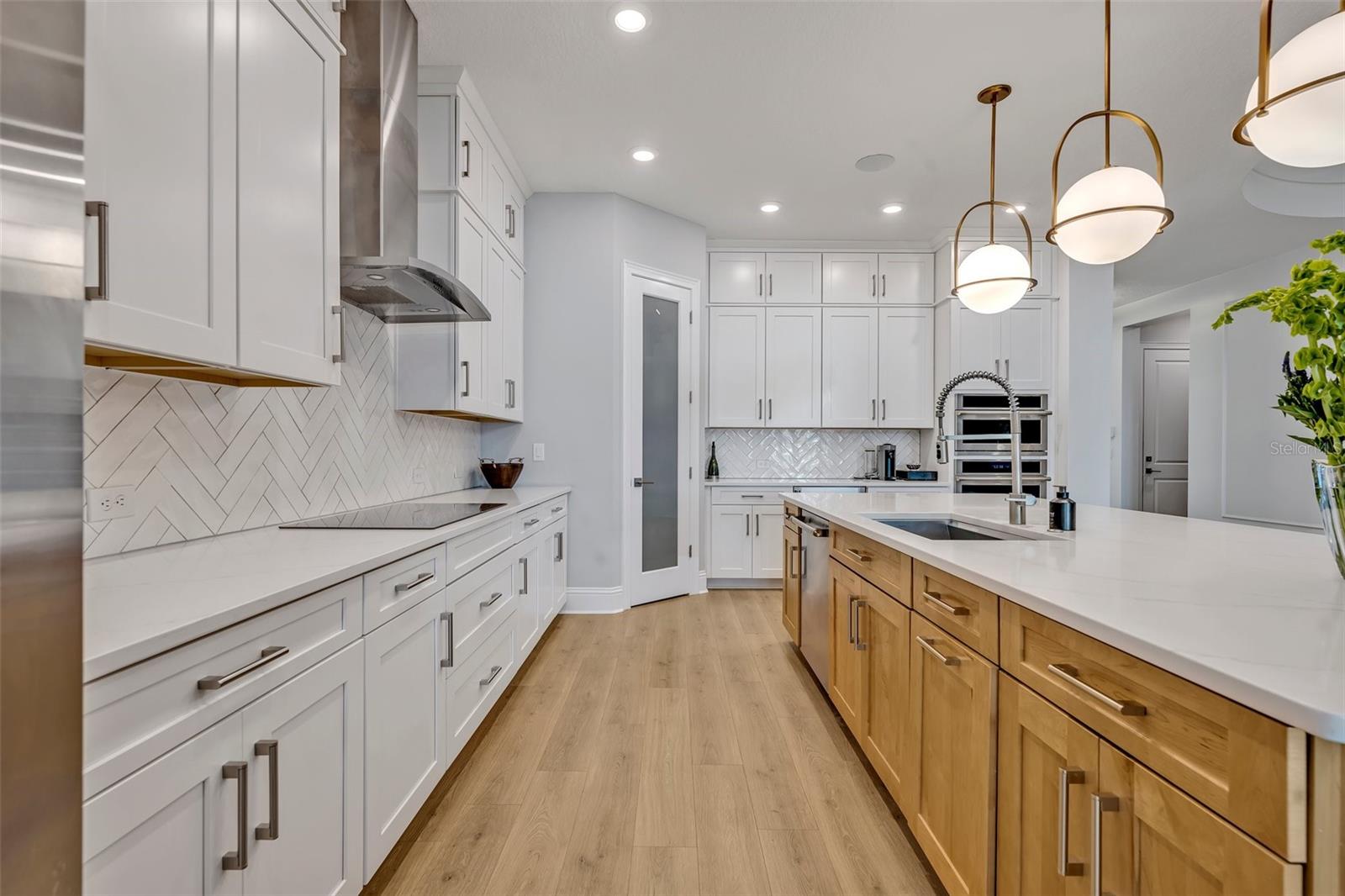 Image 12 of 68 For 14559 Walcott Avenue