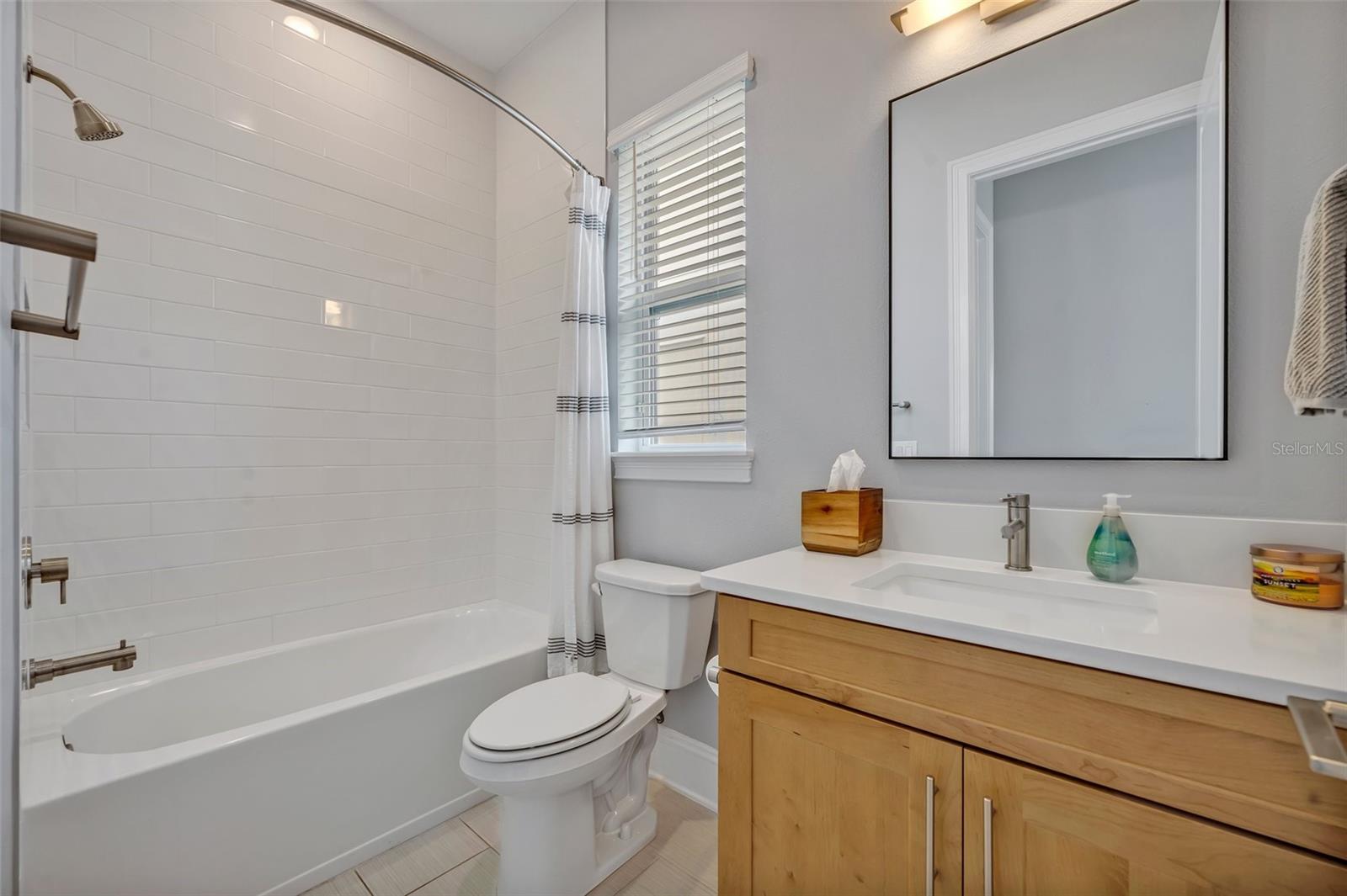 Image 36 of 68 For 14559 Walcott Avenue