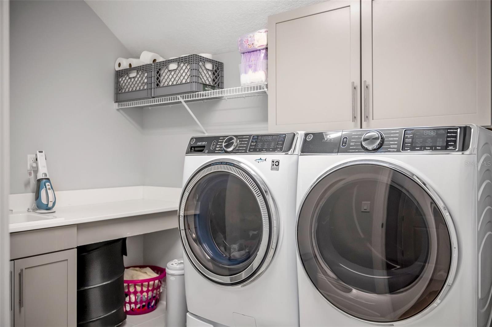 Image 43 of 68 For 14559 Walcott Avenue