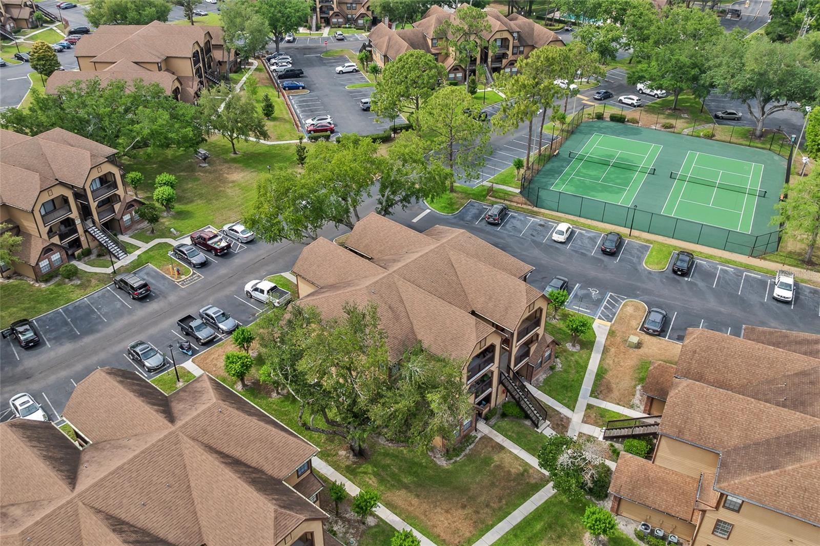 Image 24 of 30 For 390 Lake Placid Court 304
