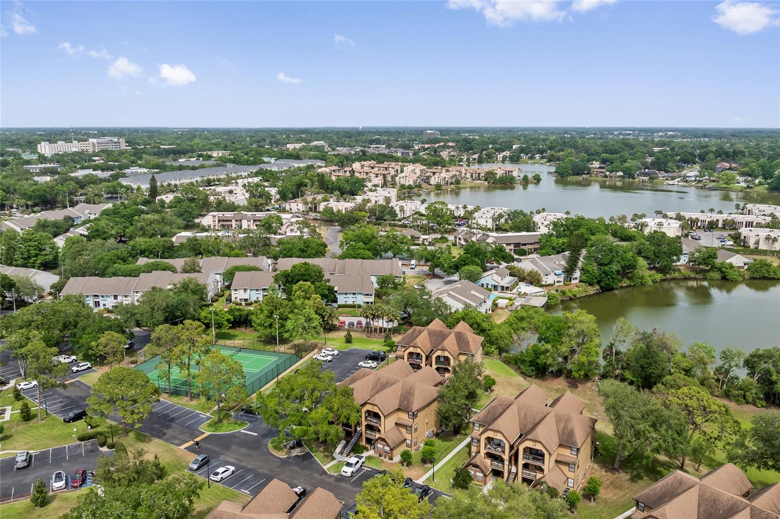 Image 25 of 30 For 390 Lake Placid Court 304