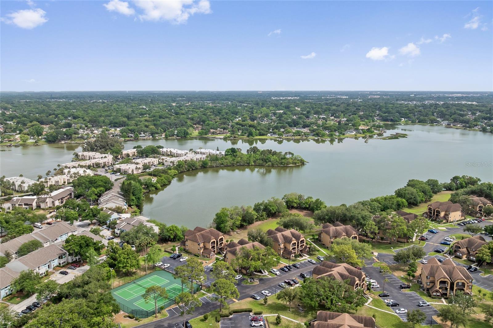 Image 26 of 30 For 390 Lake Placid Court 304