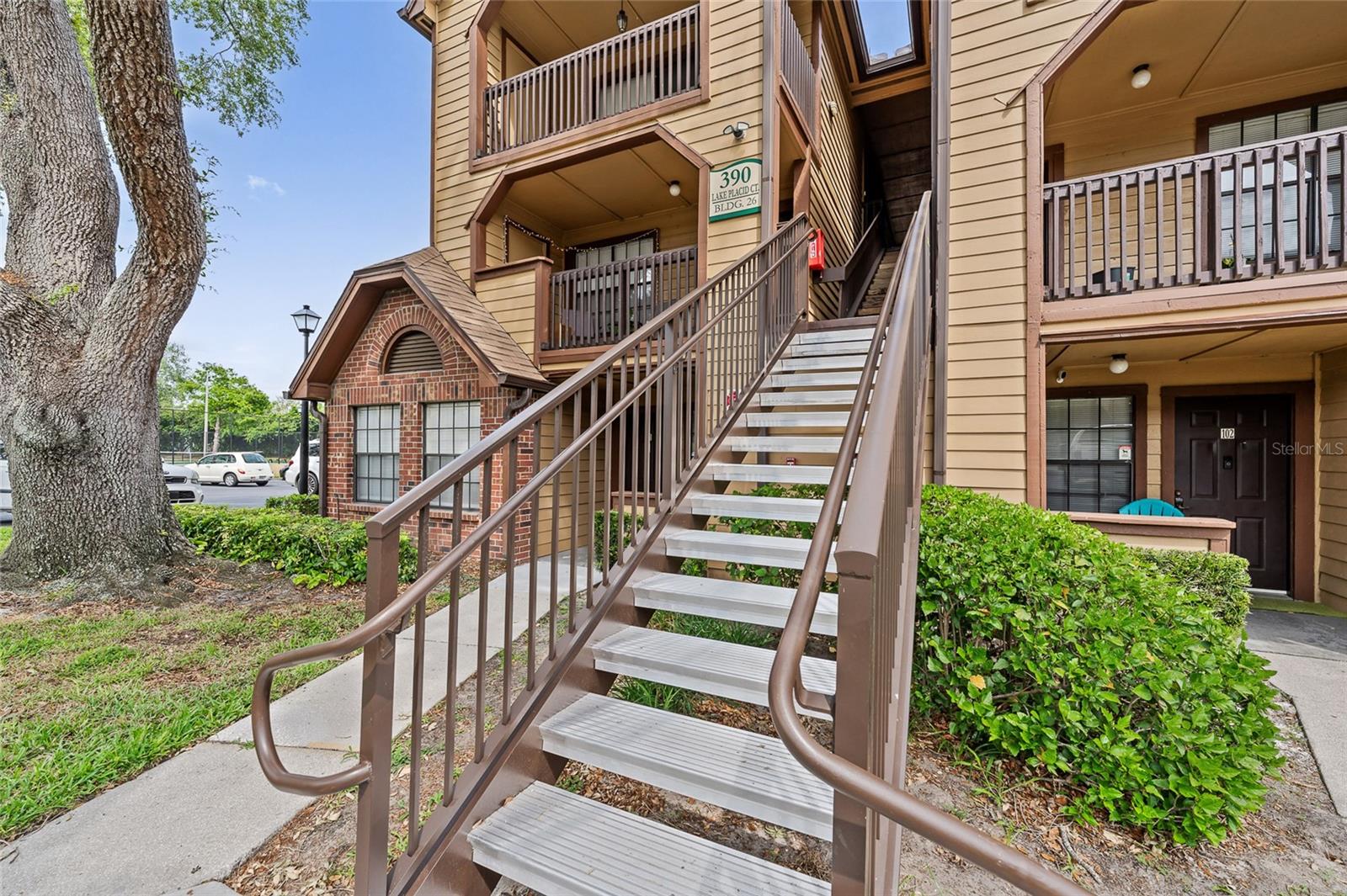 Image 3 of 30 For 390 Lake Placid Court 304