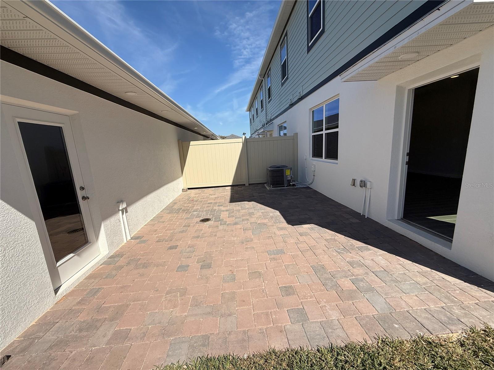 Image 22 of 30 For 652 Pothos Street