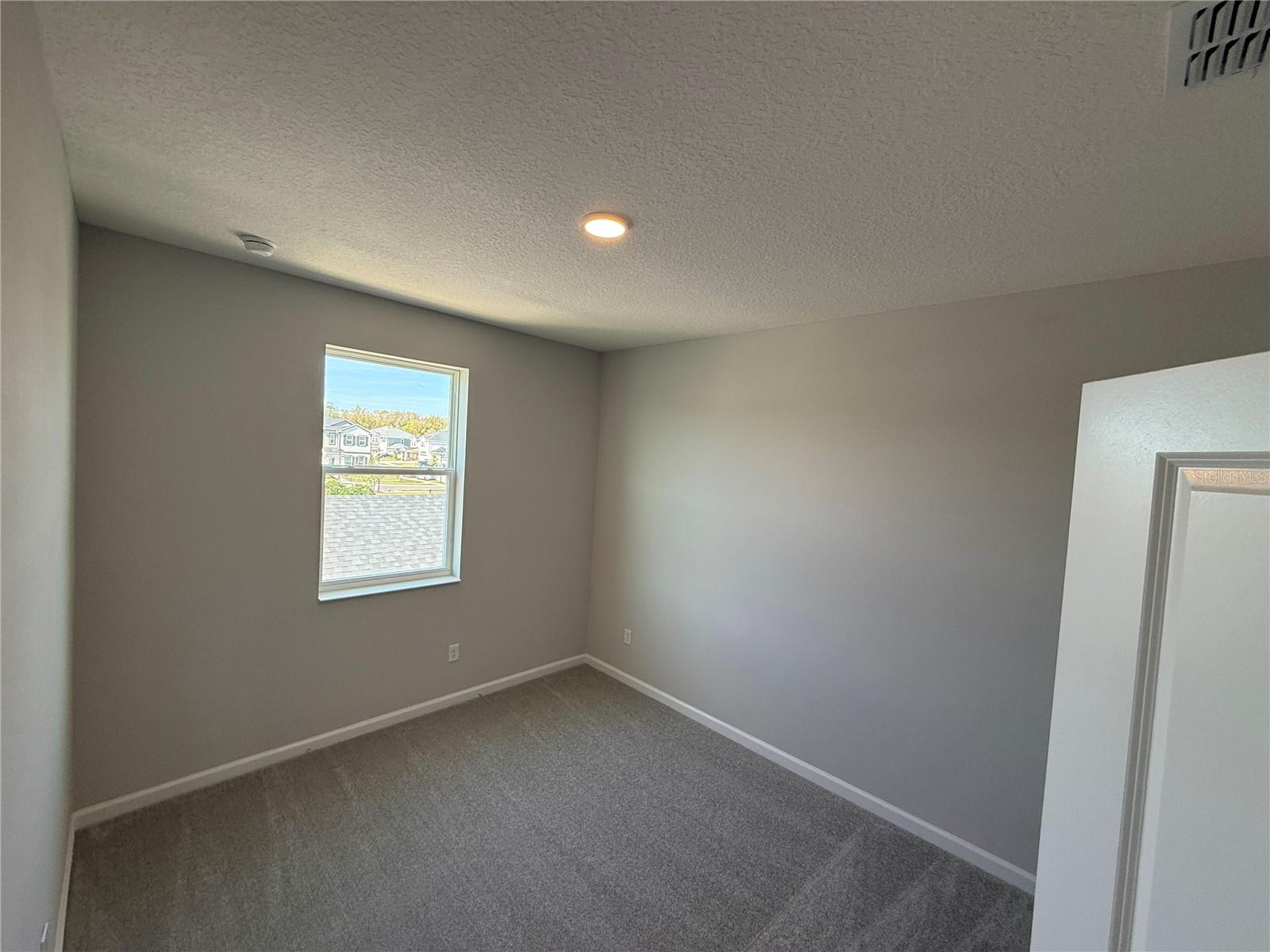 Image 8 of 30 For 652 Pothos Street