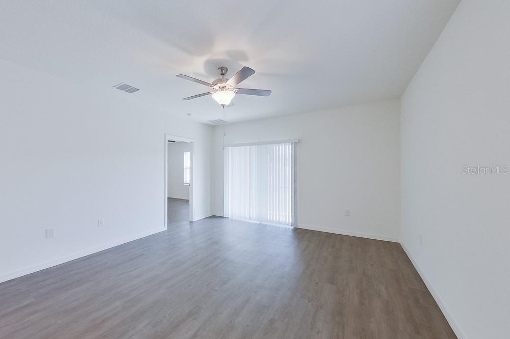 Image 6 of 18 For 32130 Katelin Circle