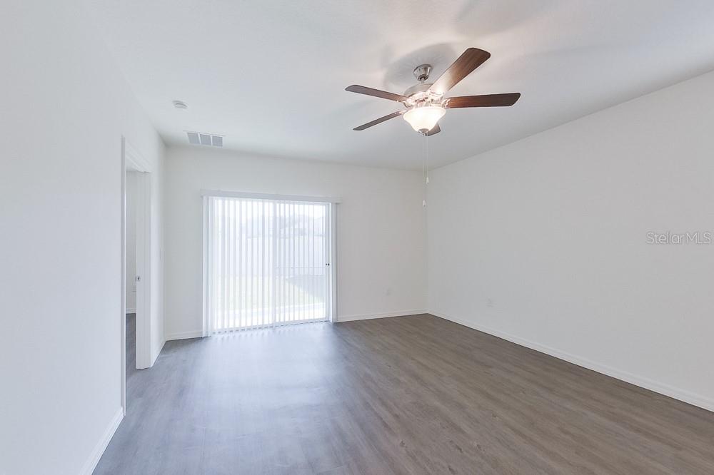 Image 7 of 18 For 32130 Katelin Circle
