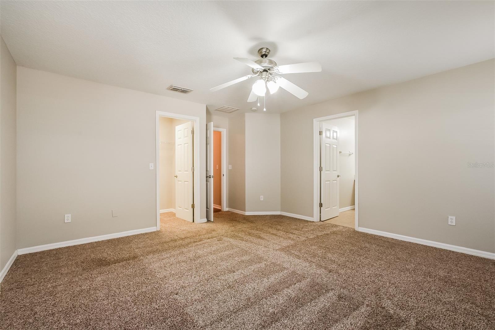 Image 7 of 15 For 213 Bella Rosa Circle