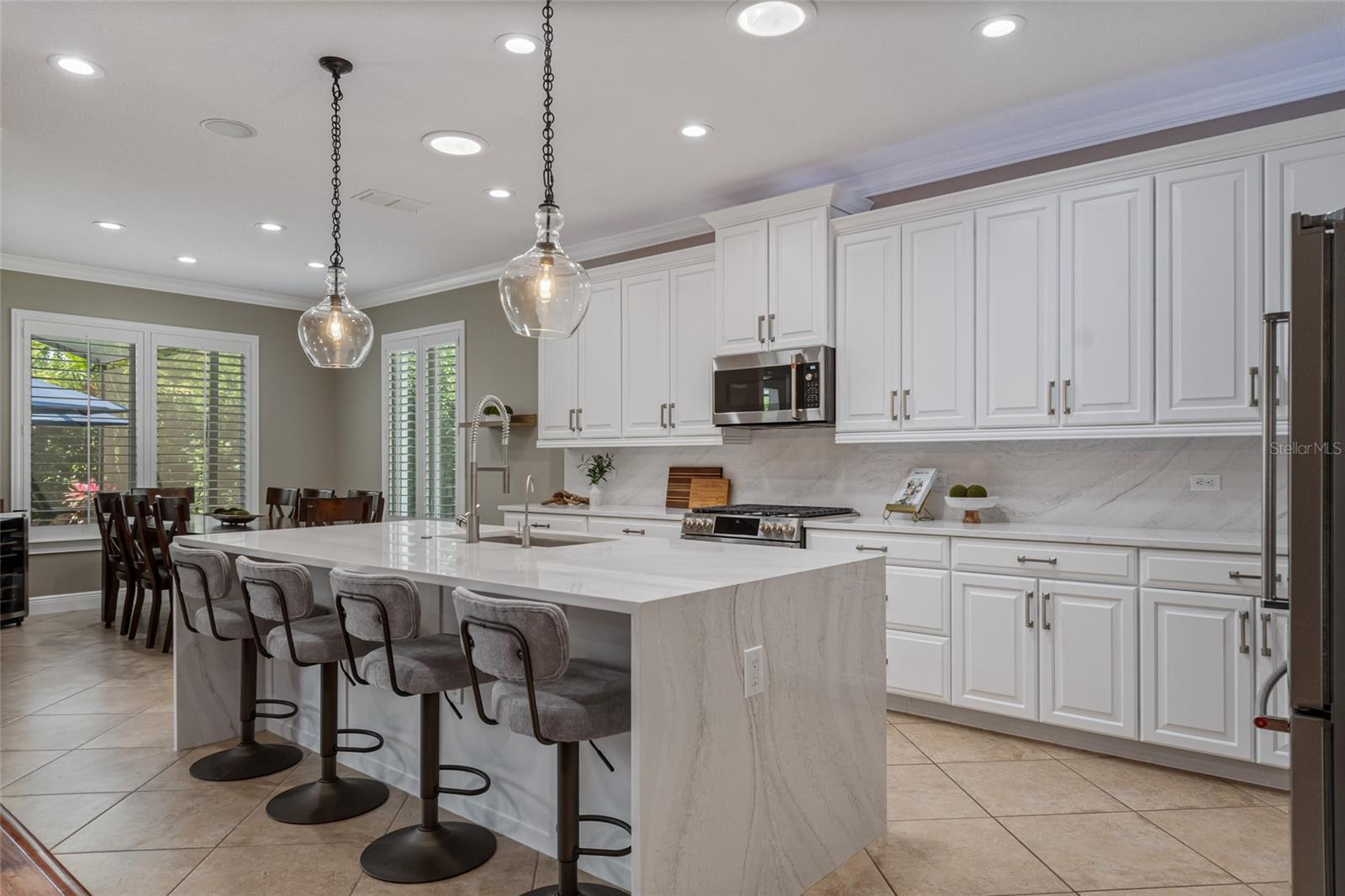 Image 27 of 80 For 9405 Bordet Court