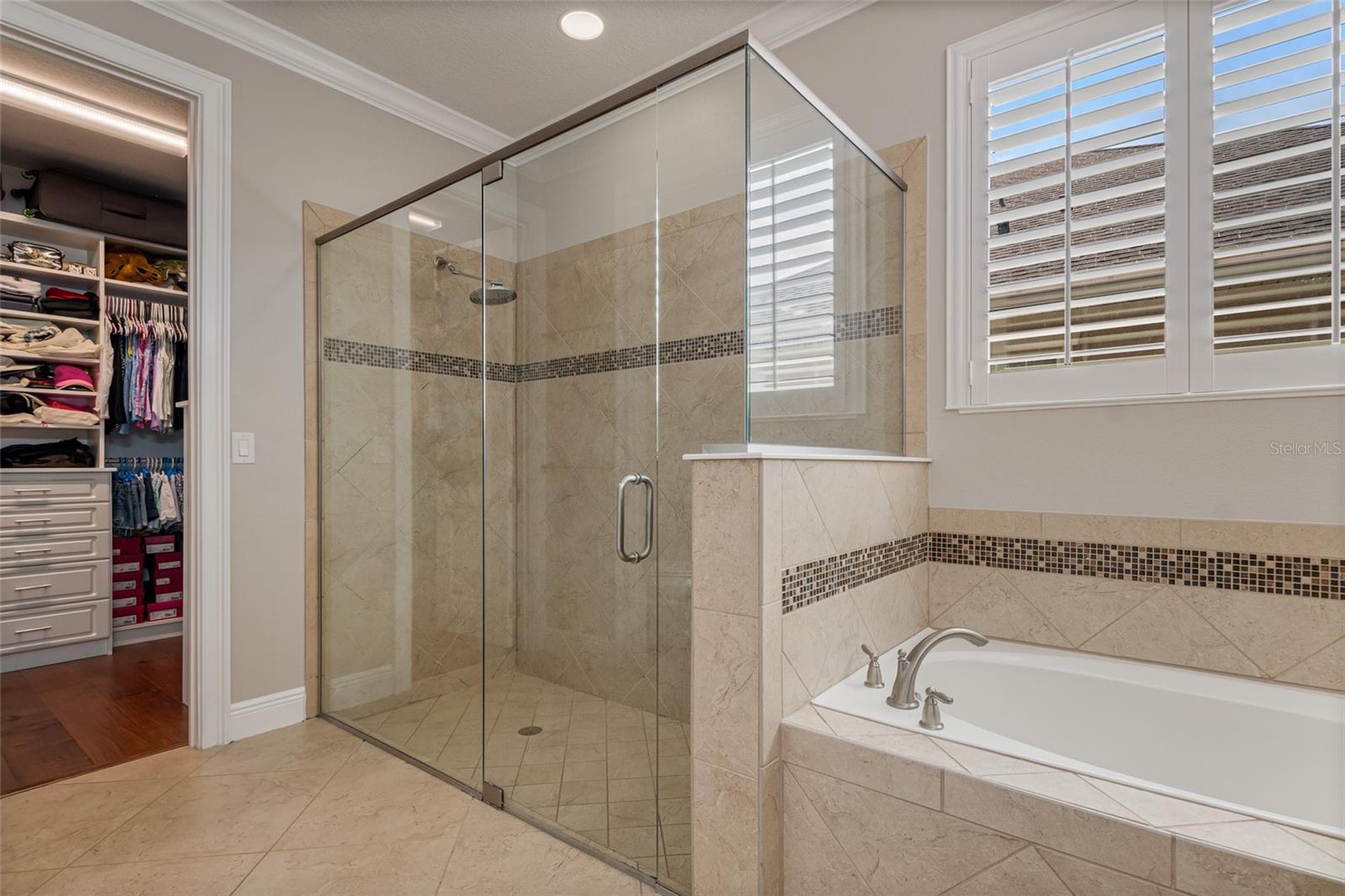 Image 46 of 80 For 9405 Bordet Court