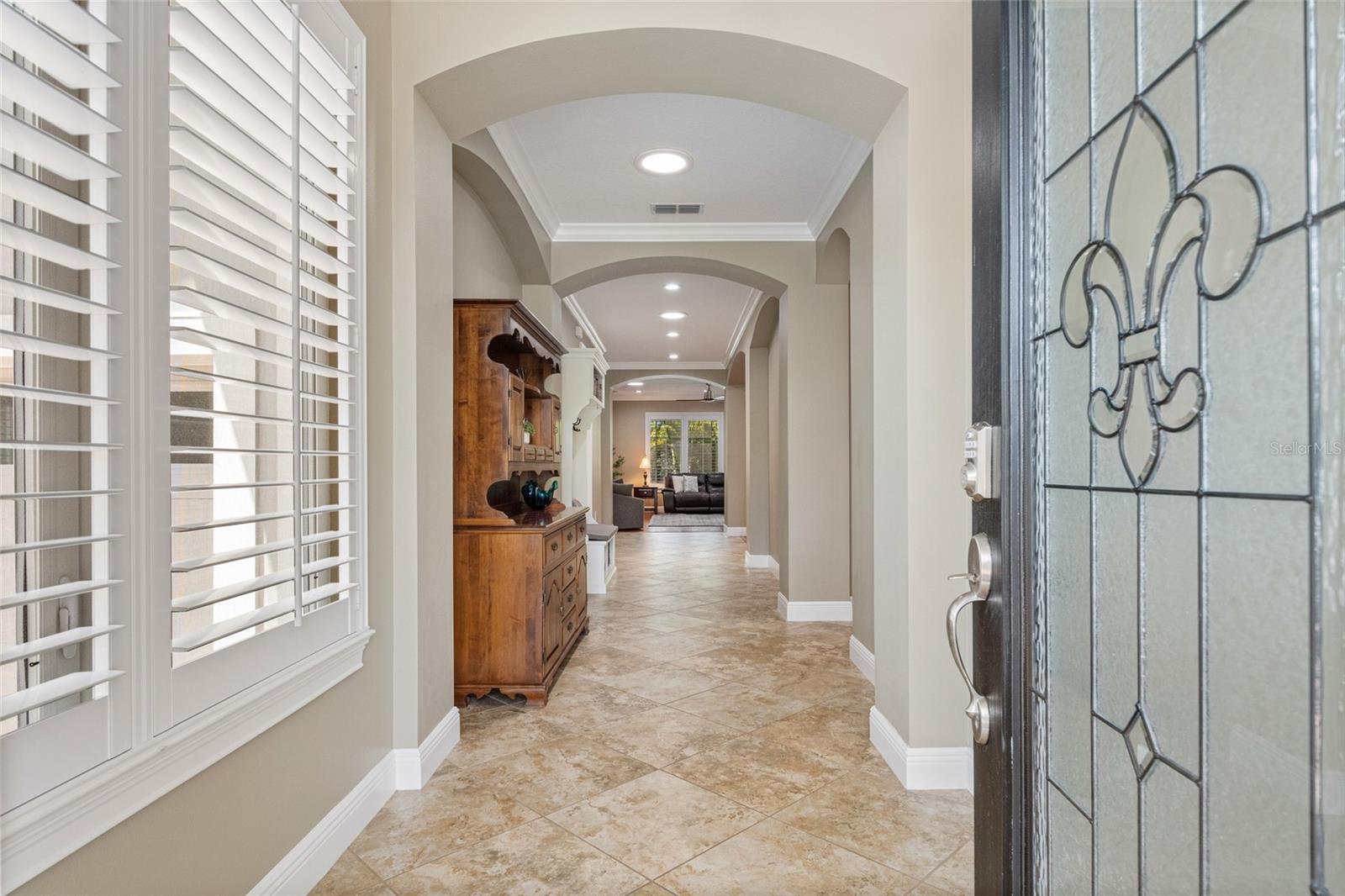 Image 5 of 80 For 9405 Bordet Court