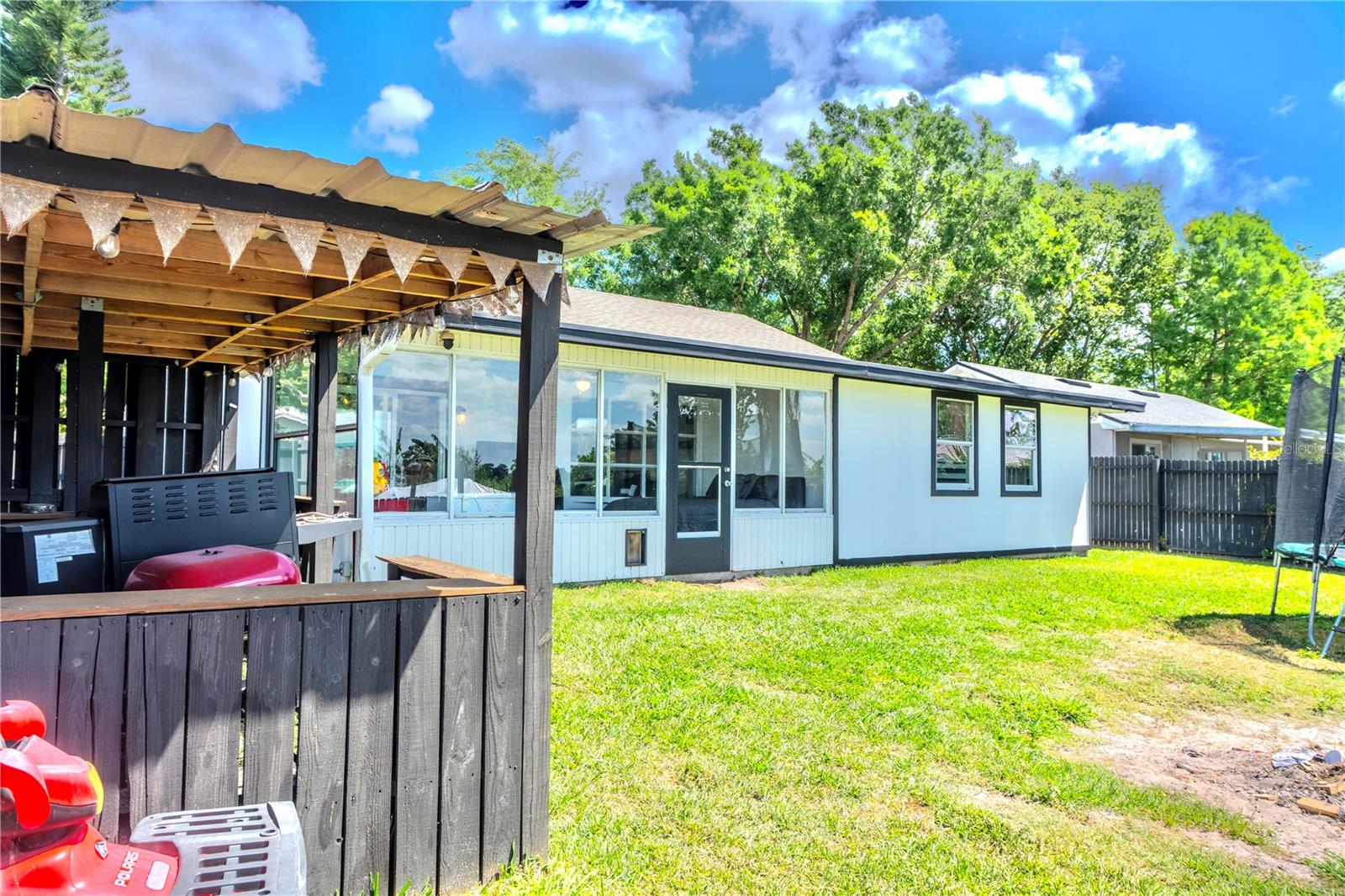 Image 17 of 19 For 3328 Fox Ridge