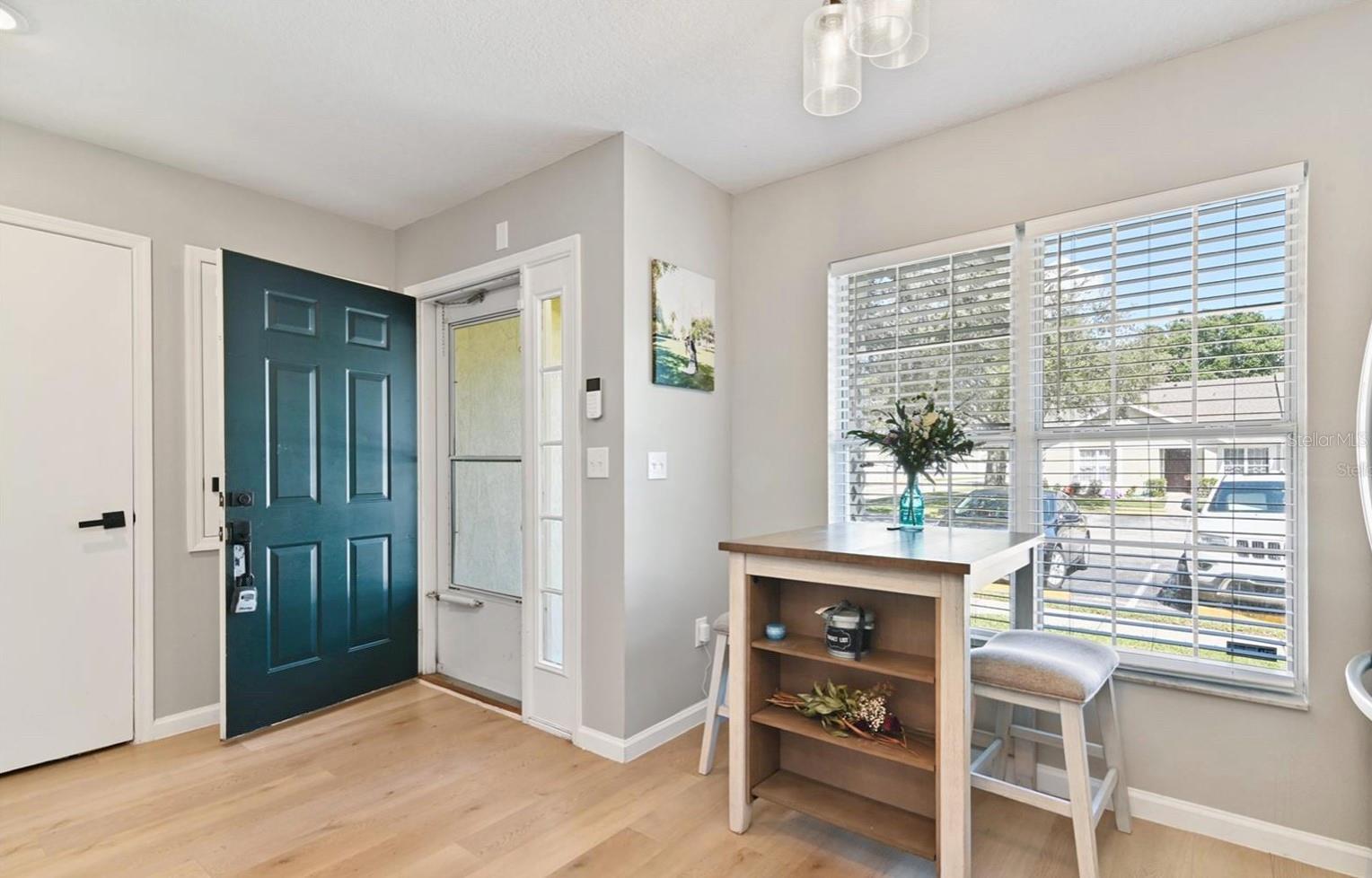 Image 8 of 11 For 2112 Cypress Bay Boulevard
