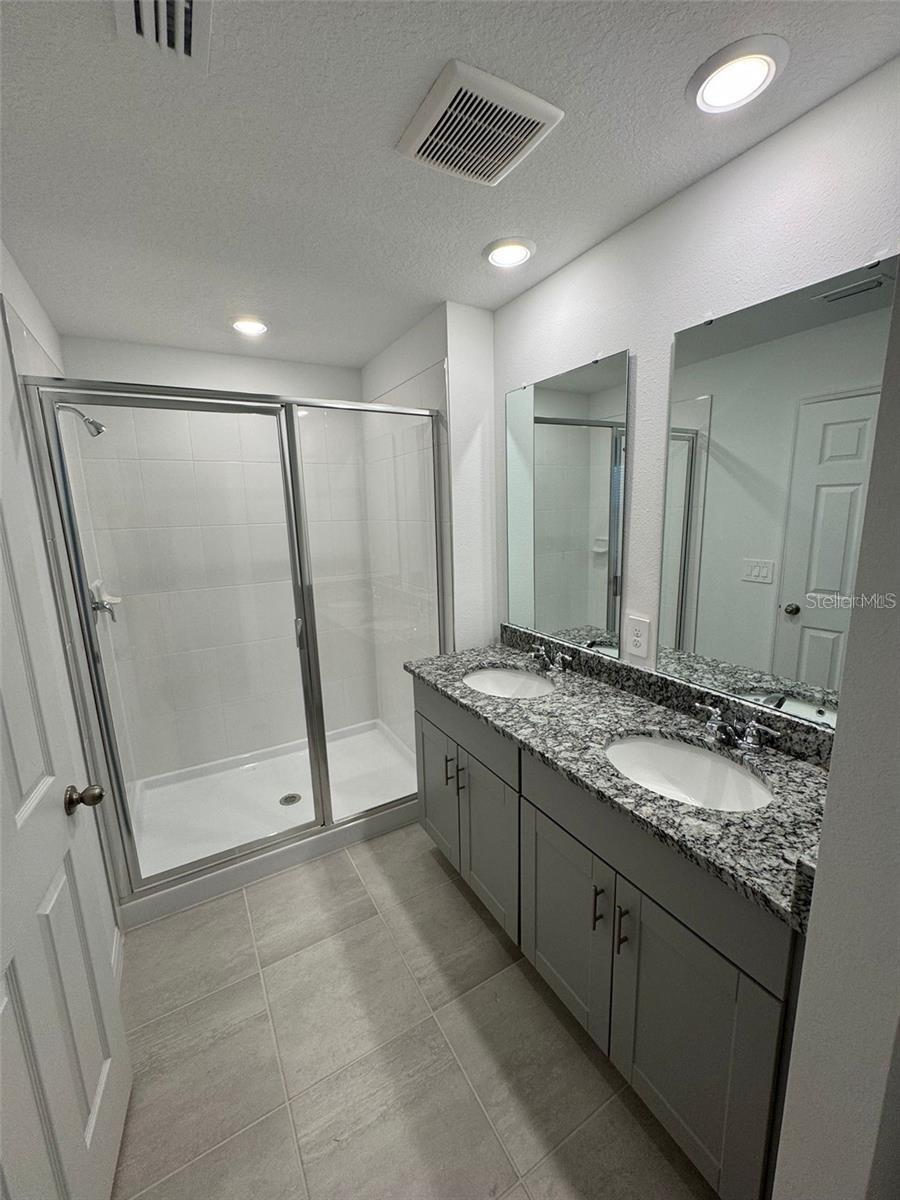 Image 12 of 13 For 16468 Happy Eagle Drive