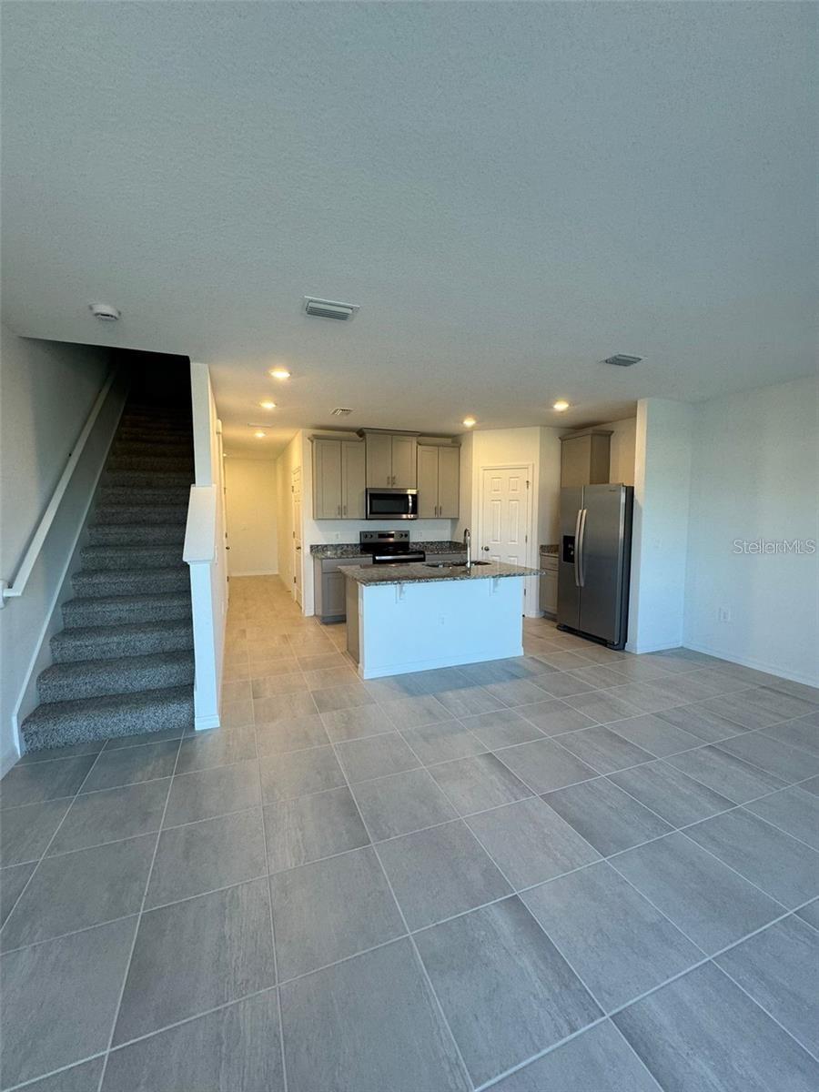 Image 2 of 13 For 16468 Happy Eagle Drive